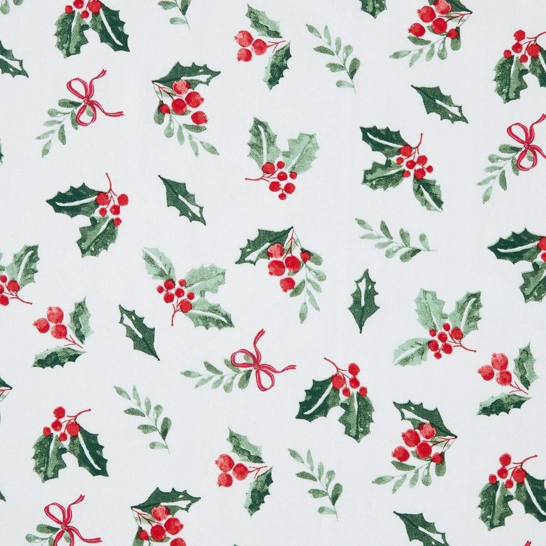 4 Traditional Holly Tablecloth, 4 of 5