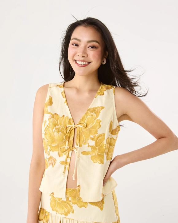 Short Sleeve Linen Blend Tie Front Top