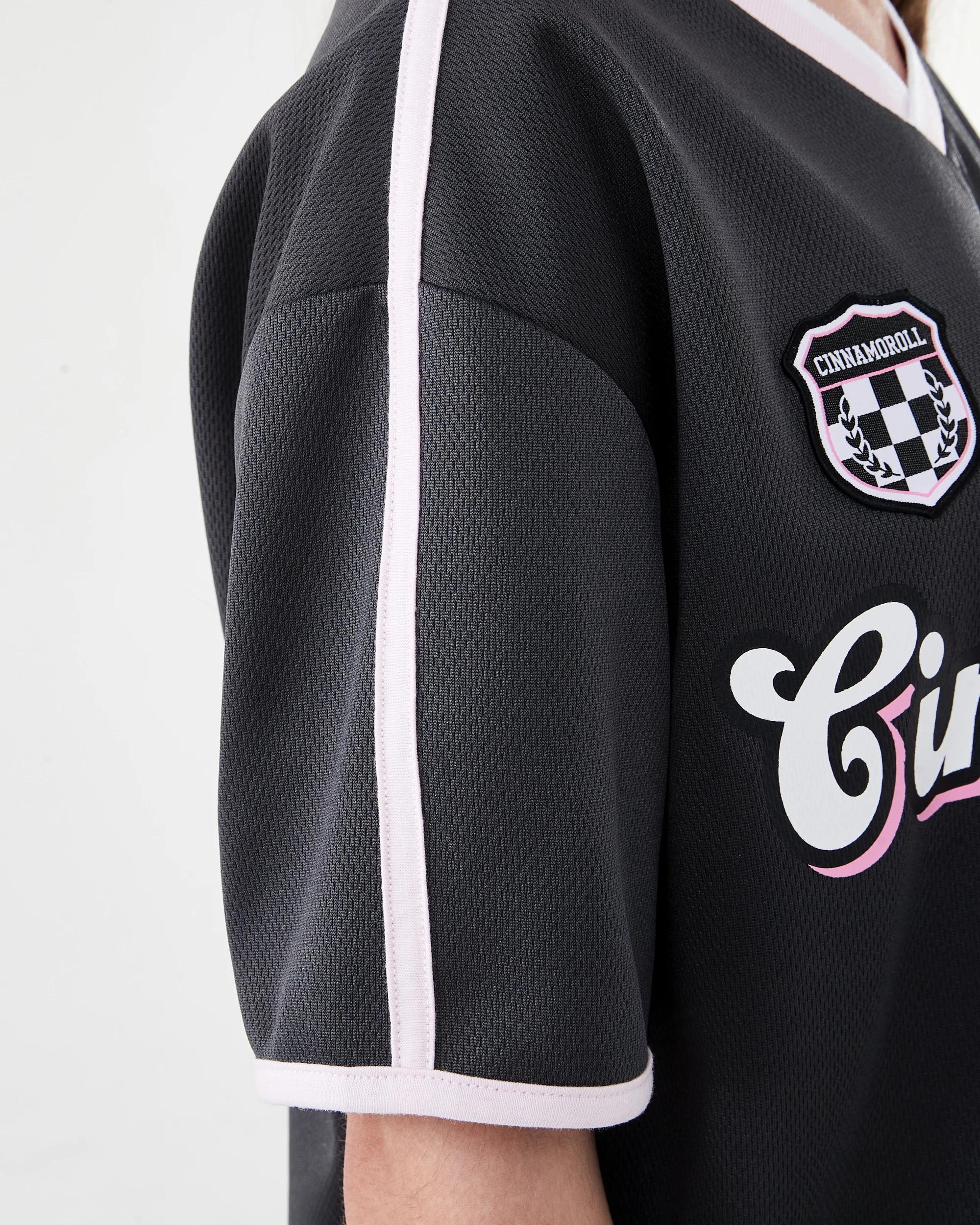 6 Cinnamoroll License Mesh V-Neck T-shirt Cinnamorol, 6 of 8