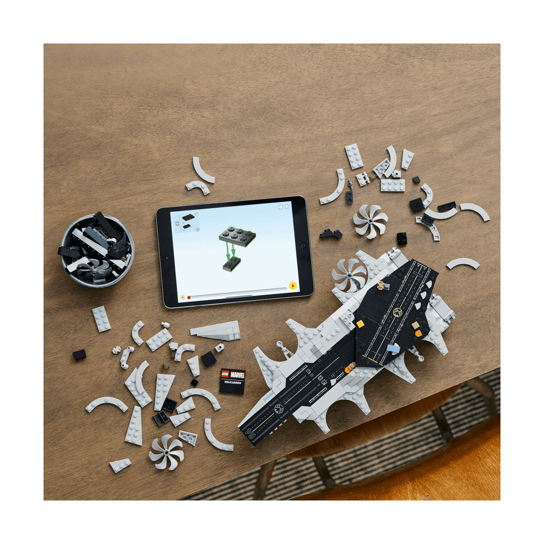8 LEGO Super Heroes The Avengers Helicarrier 76295, 8 of 10