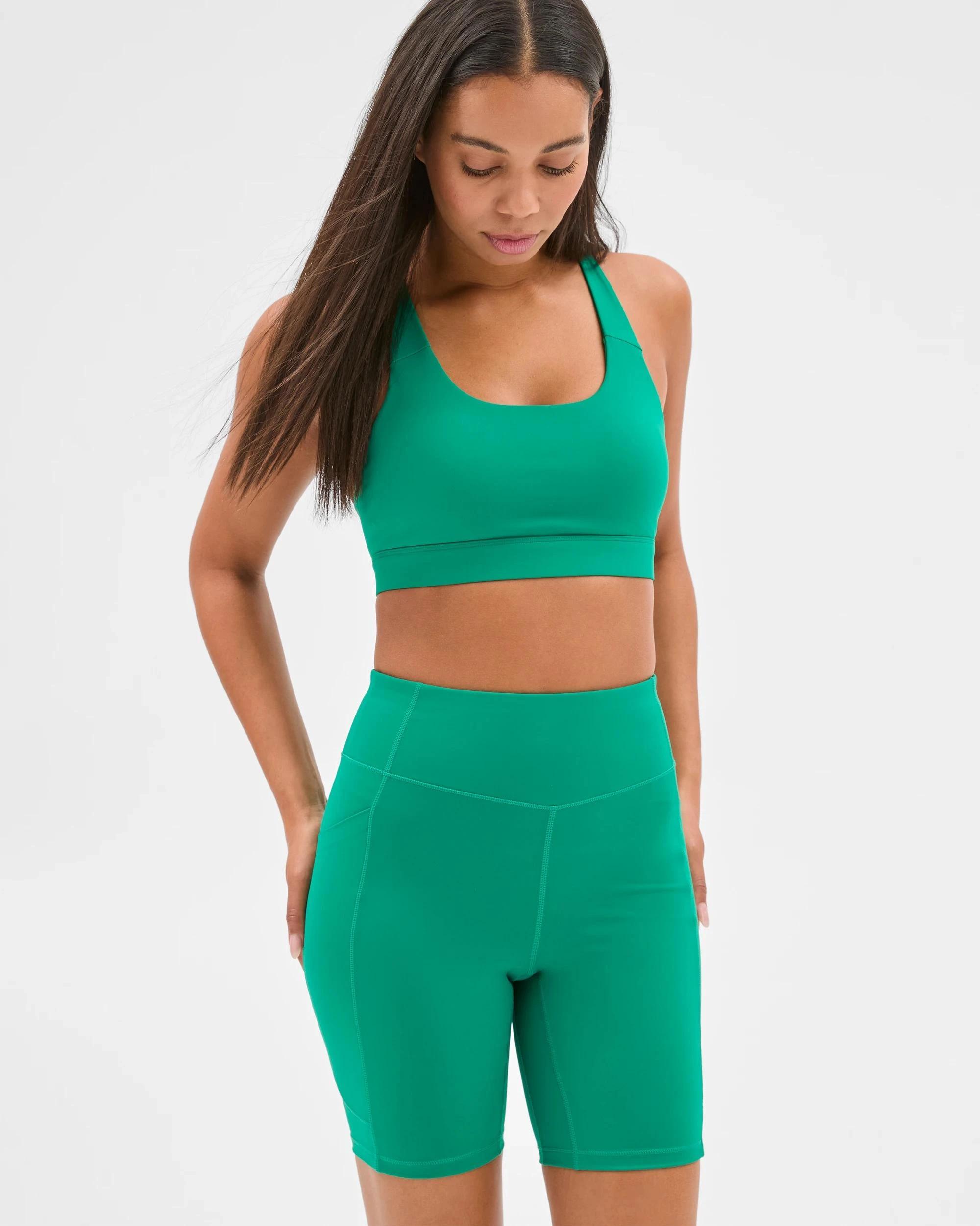 2 Target Active Infinity Sculpt High Rise Bike Shorts PEA GREEN, 2 of 5