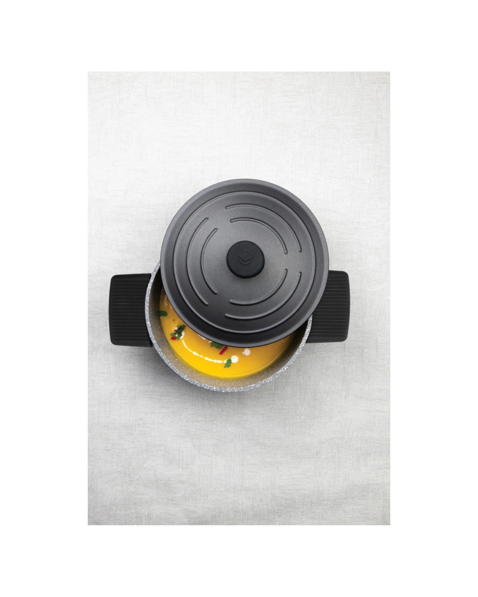 4 MasterCraft 3pc Silicone Pan Handle Sleeve Set, 4 of 6