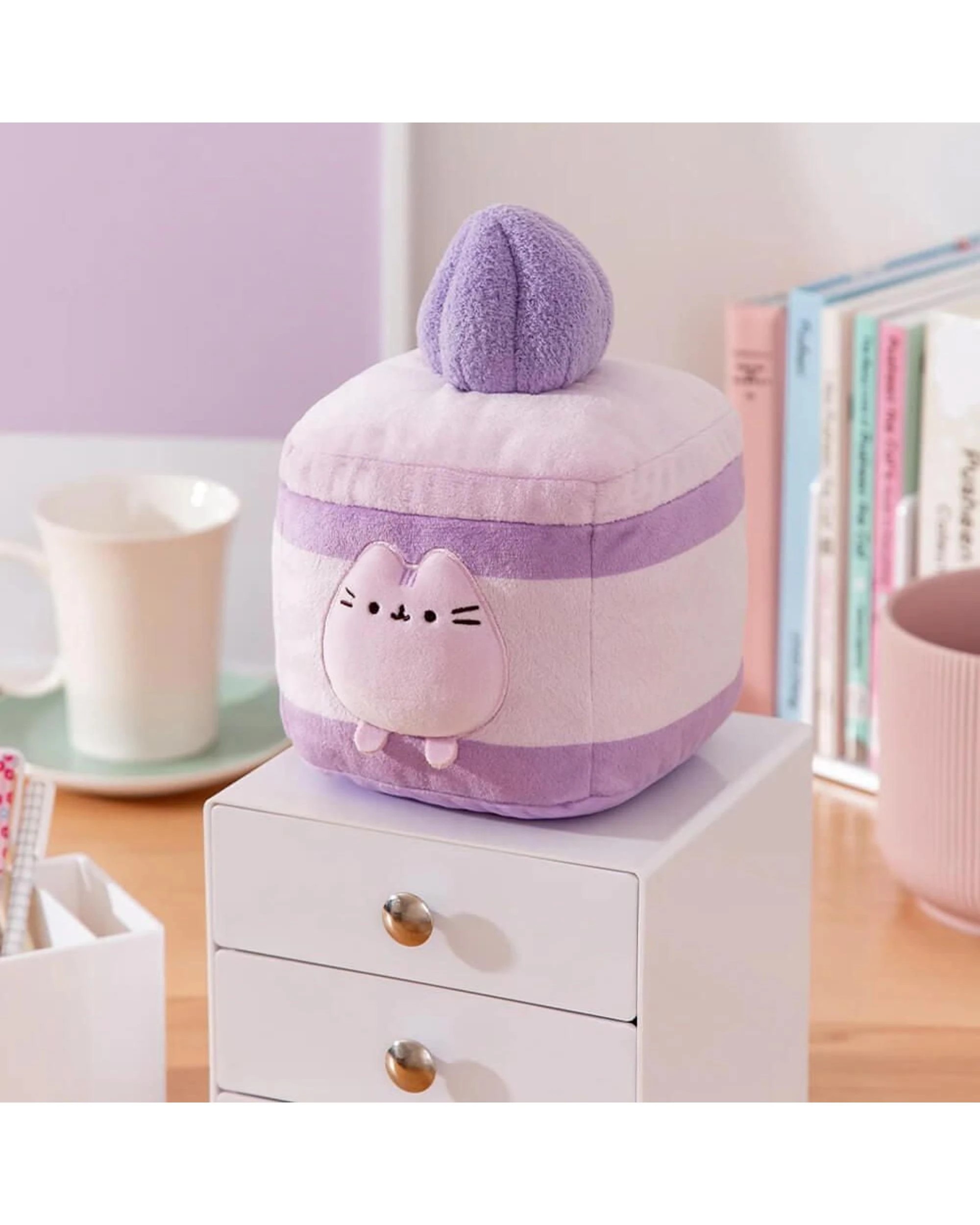 3 Pusheen Lavender Cake Pusheen 15.5cm Plush - Purple, 3 of 3