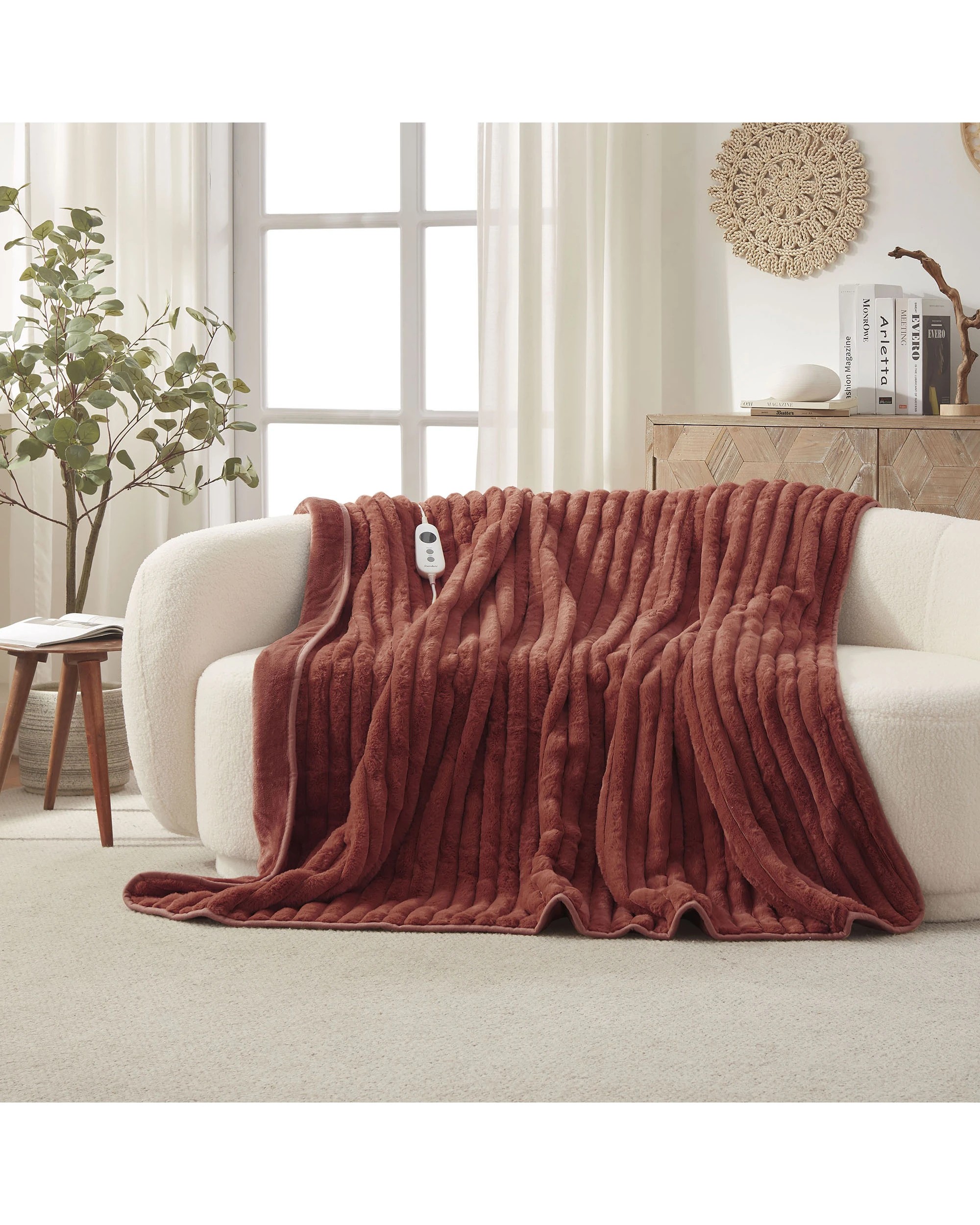 1 Dreamaker Cirra Chunky Embossed Fleece Heated Throw 180x200cm - Rust, 1 of 10