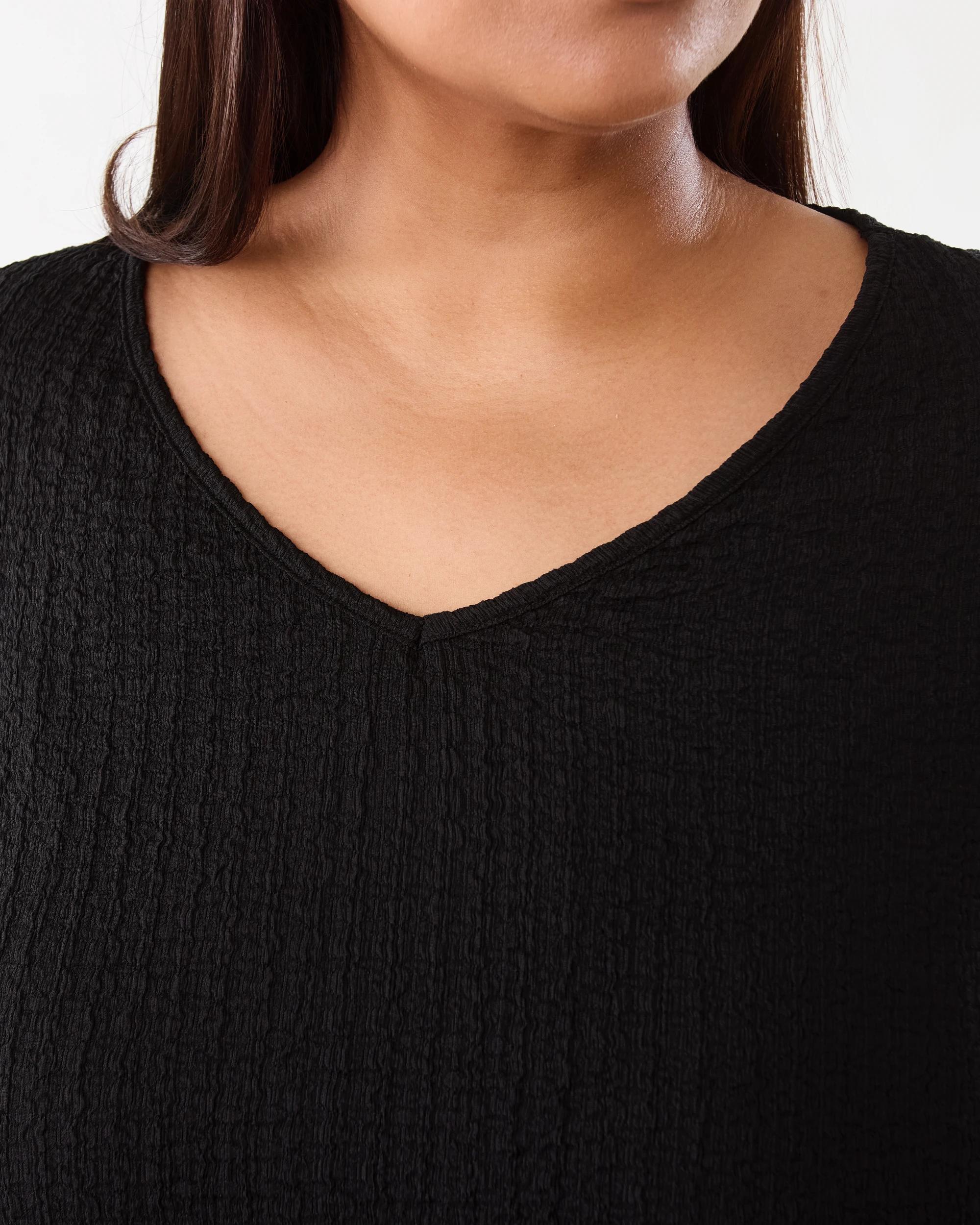 5 Curve Short Sleeve Textured Peplum Top Black, 5 of 7