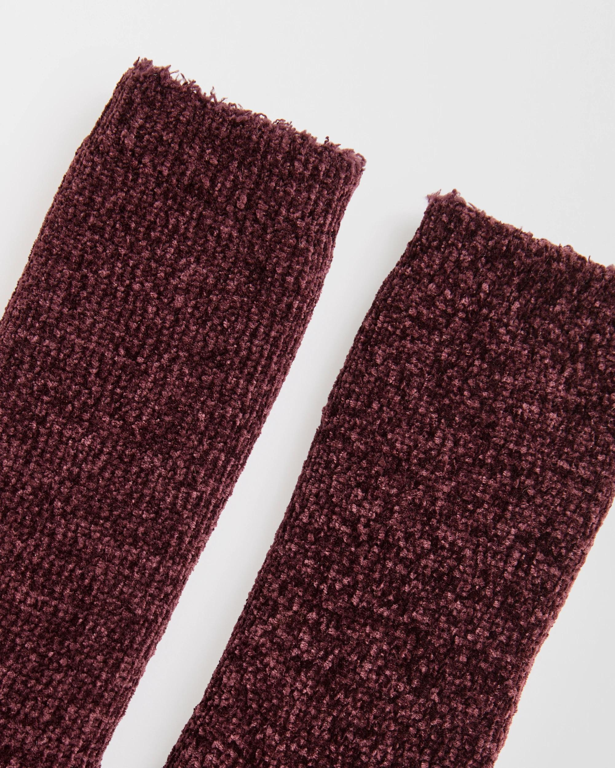 2 Target Woman Chenille Home Crew Socks FUDGE, 2 of 3