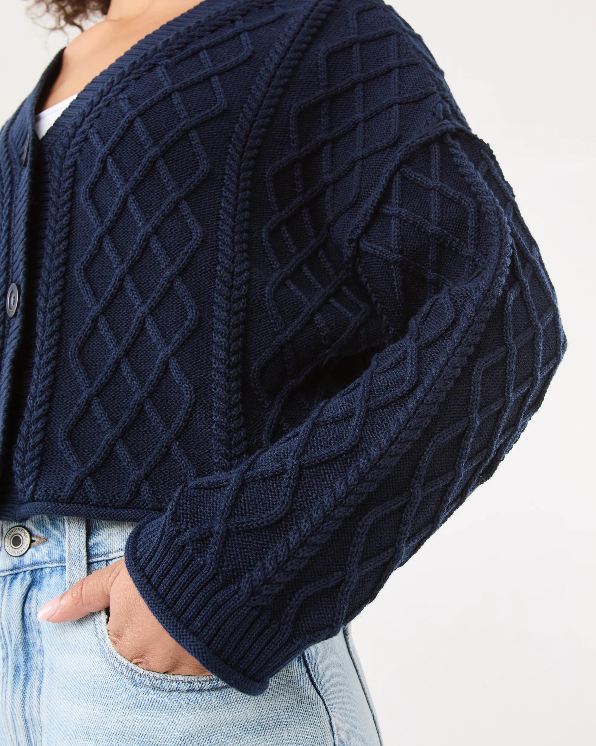 8 Oversized Cable Cardigan Navy Blaze, 8 of 8