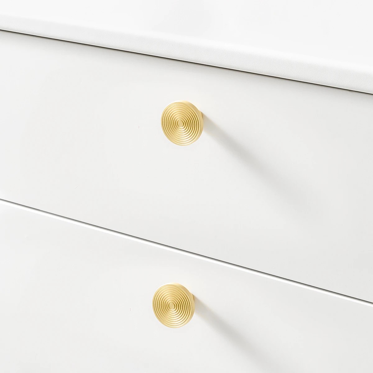1 2 Pack Linear Round Handles - Gold Look, 1 of 8