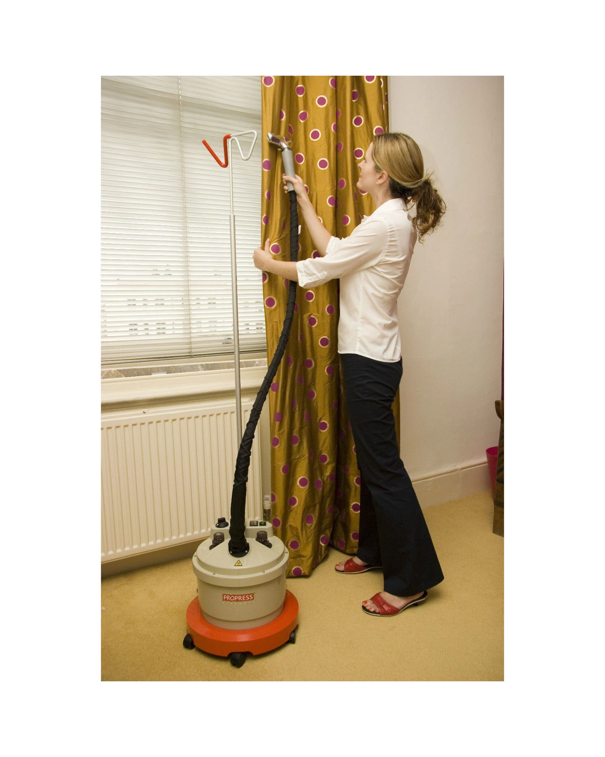 6 Propress Garment Steamer in Pink 290, 6 of 7