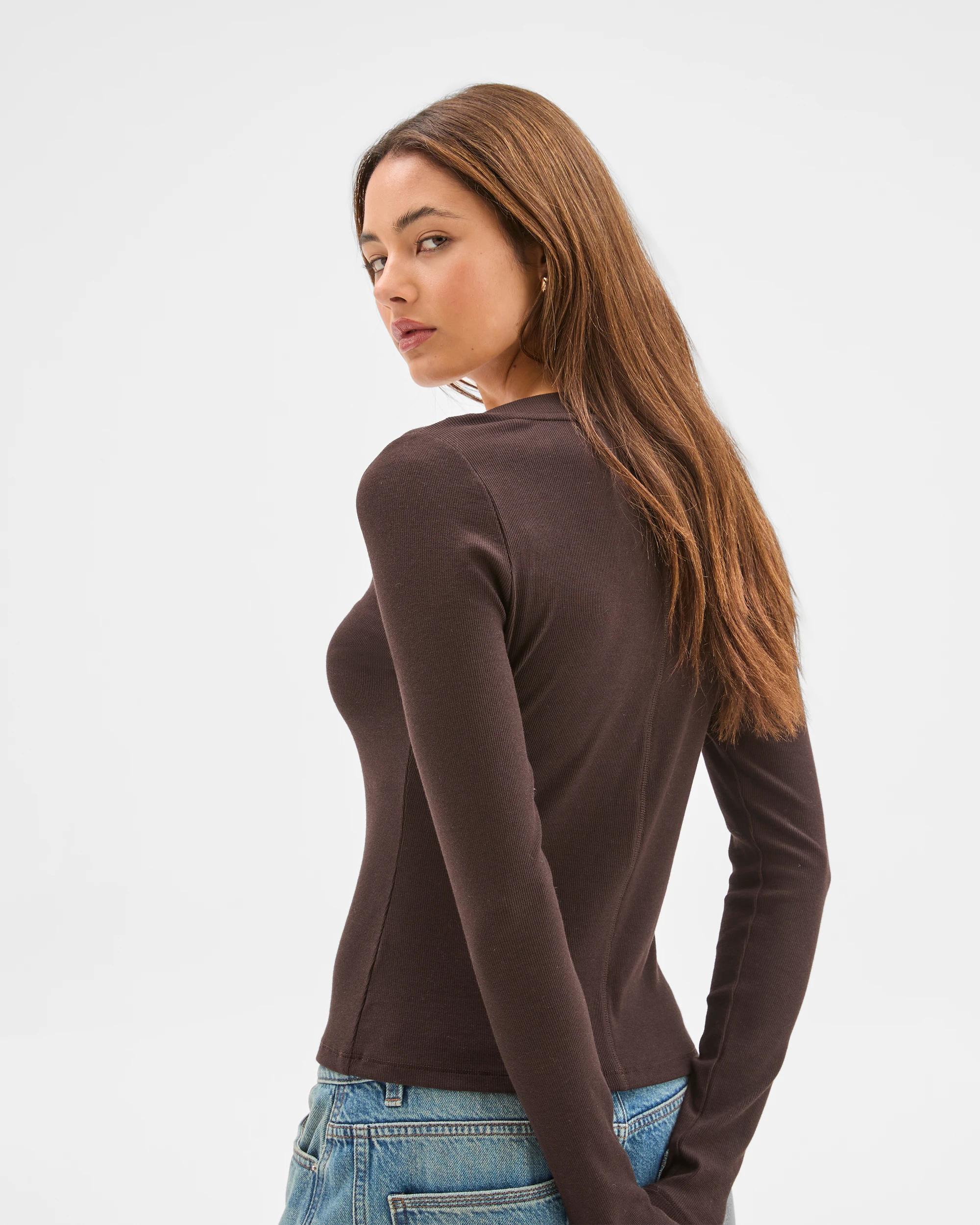 7 Lily Loves V-Neck Long Sleeve Top TRUFFLE, 7 of 7