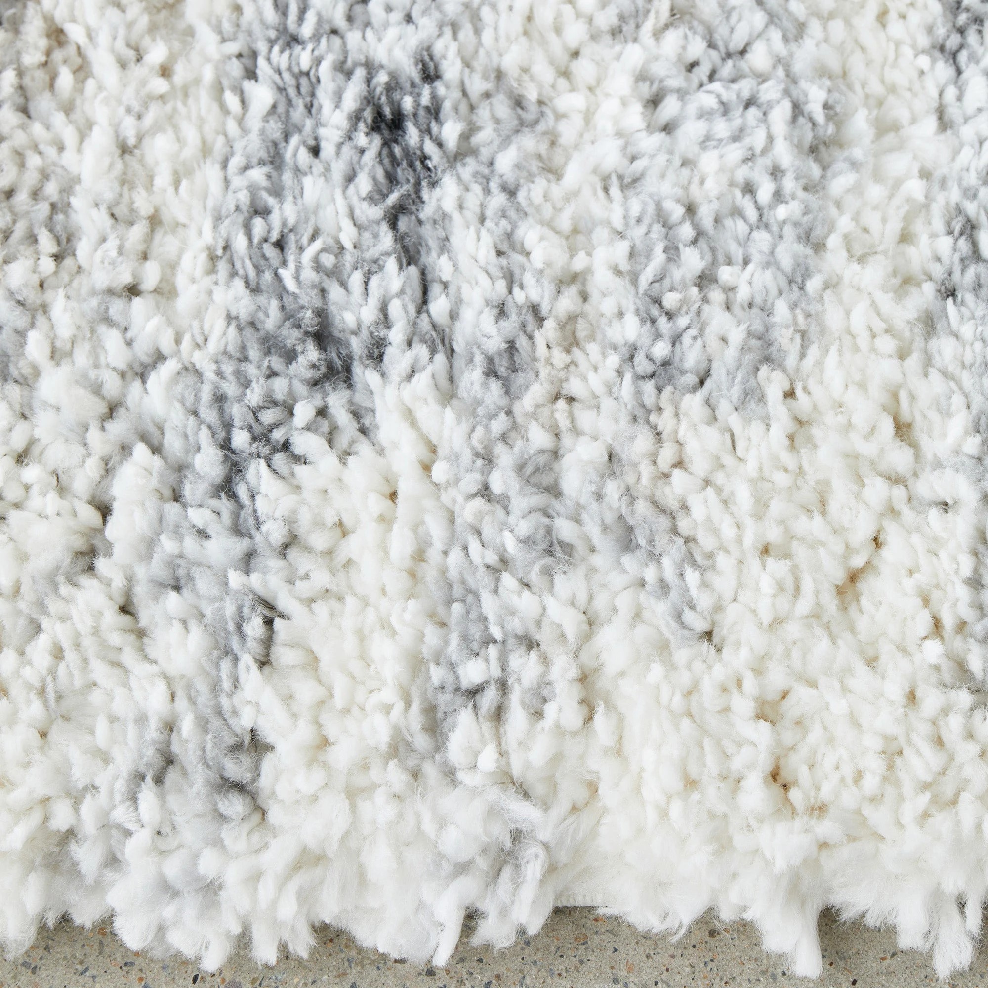 3 Common Ground Rugs Nocturne 40 230x160cm - White, 3 of 6