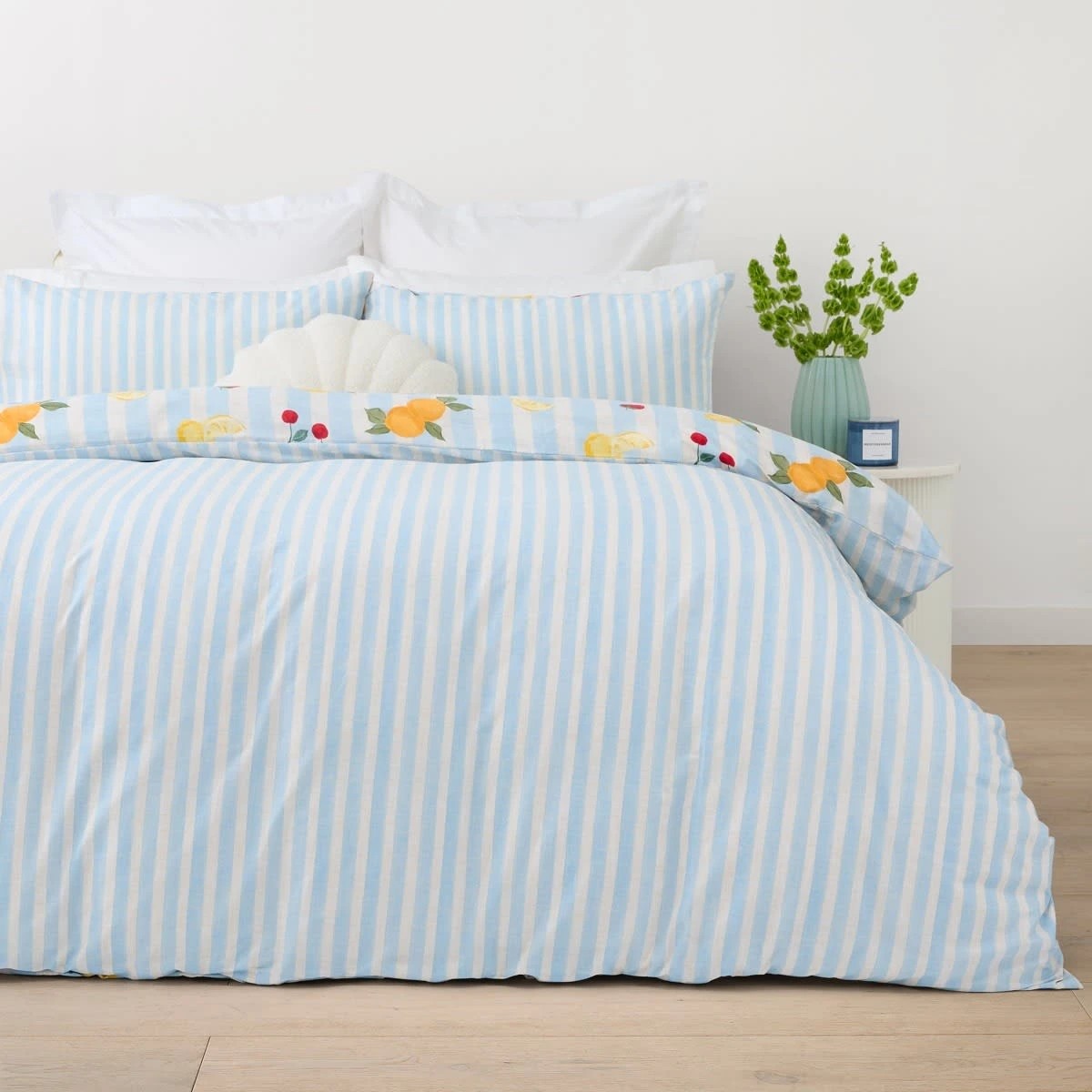 2 Sorrento Cotton Rich Reversible Quilt Cover Set - Double Bed, 2 of 7