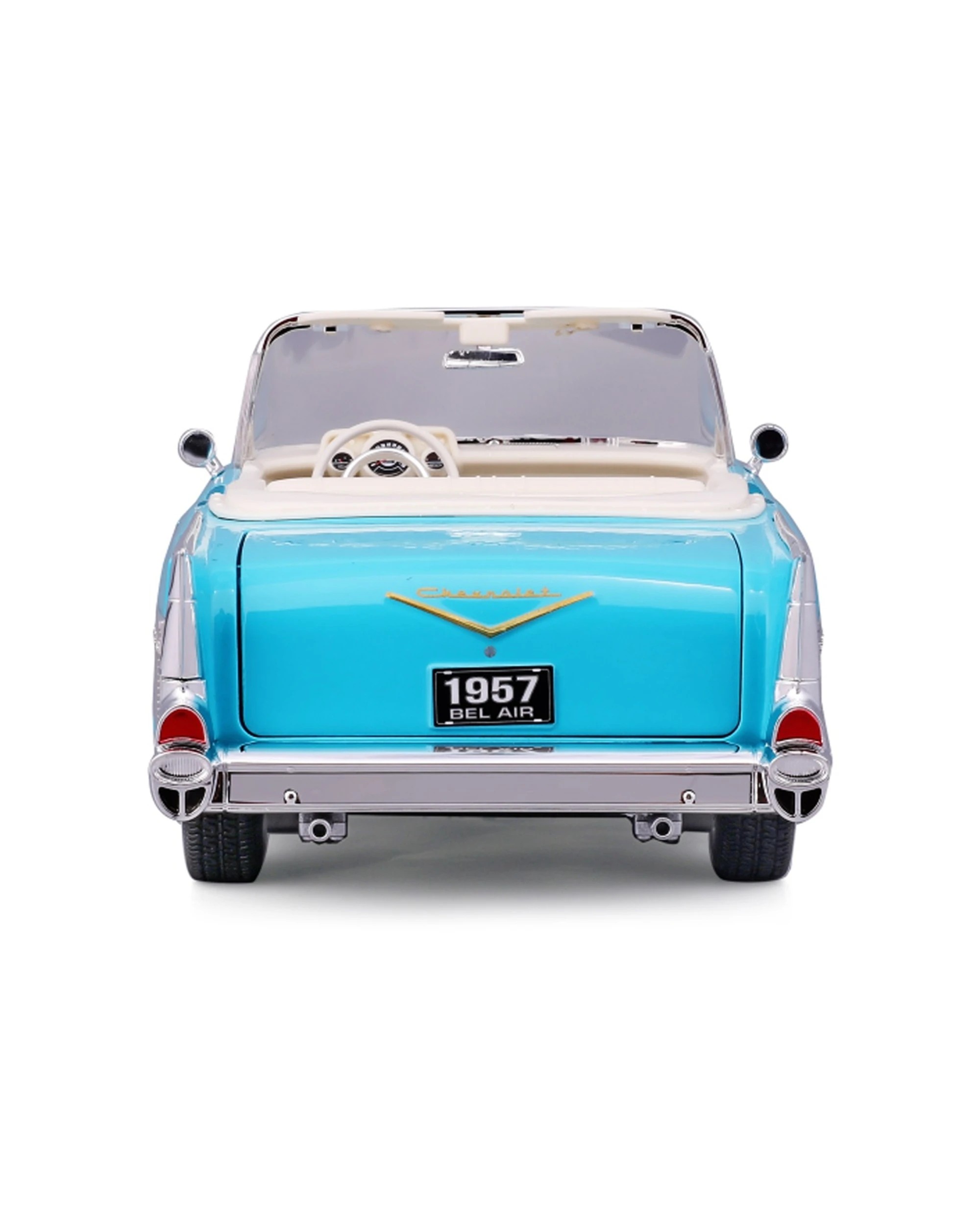 3 Maisto 1957 Chevrolet Bel Air Convertible Diecast Model Car Replica - Blue, 3 of 8