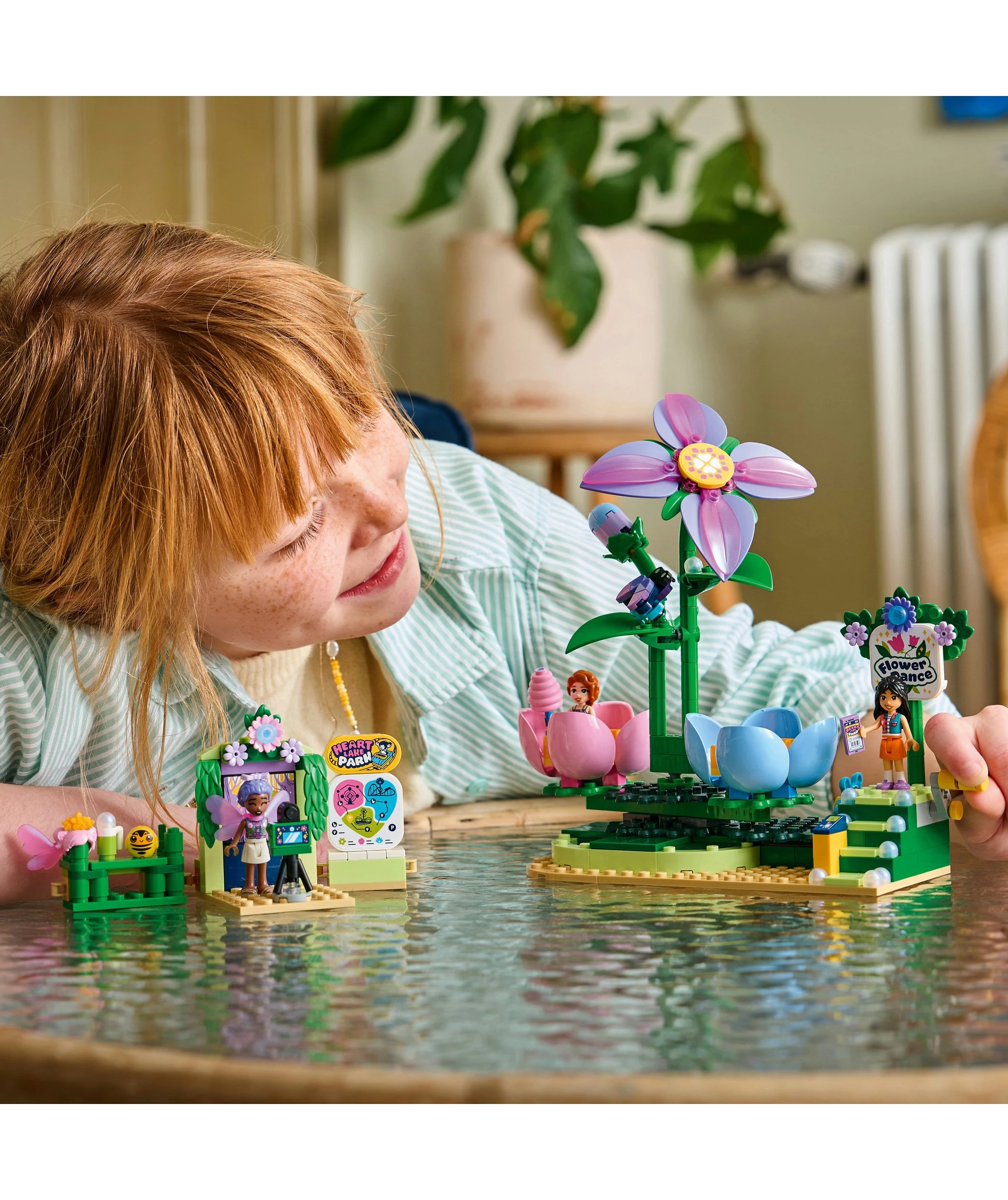 8 LEGO Friends Spinning Flower & Fairy Teacup Ride 42702, 8 of 10