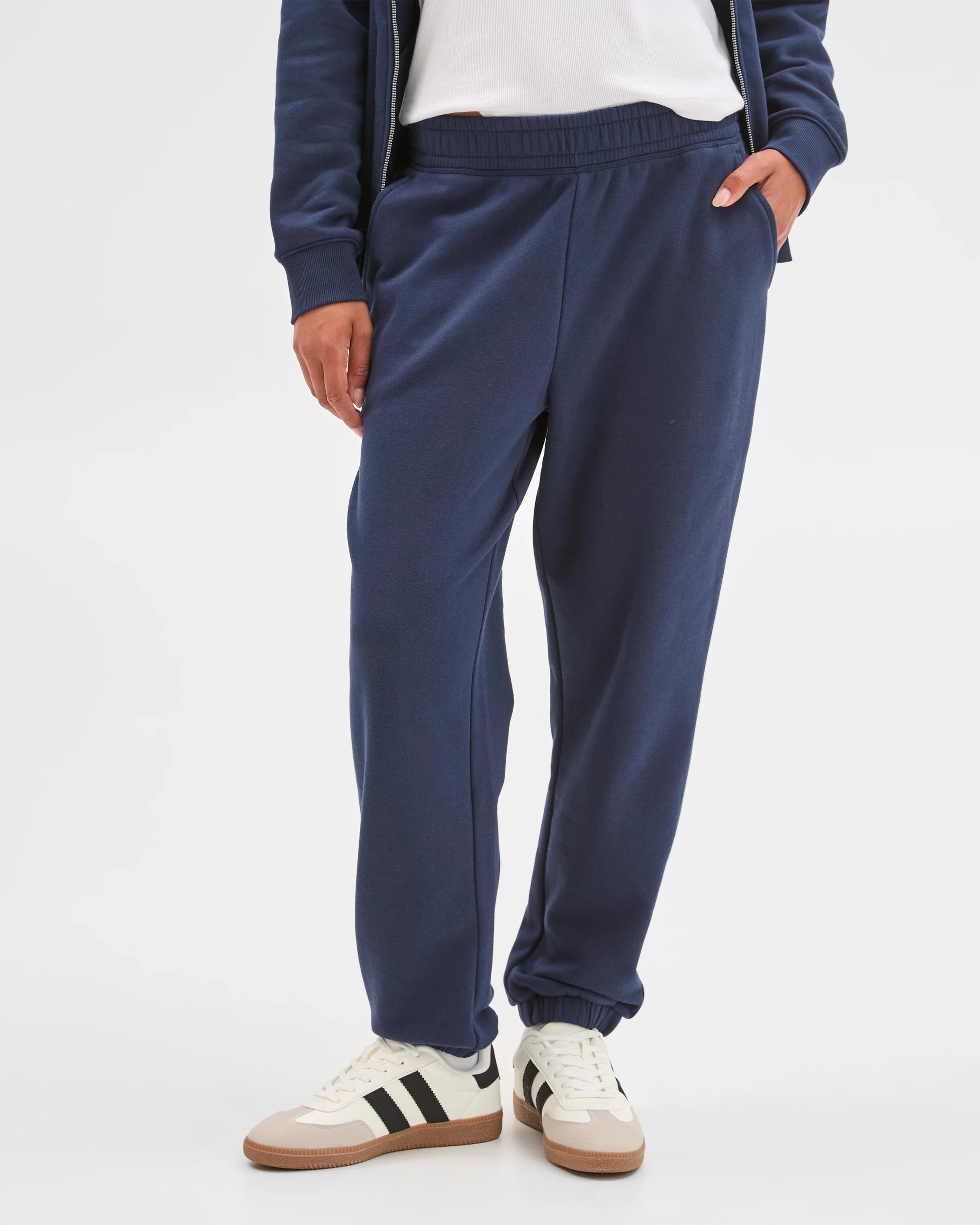 4 Target Woman Australian Cotton Blend Fleece Trackpants MARINE NAVY, 4 of 5