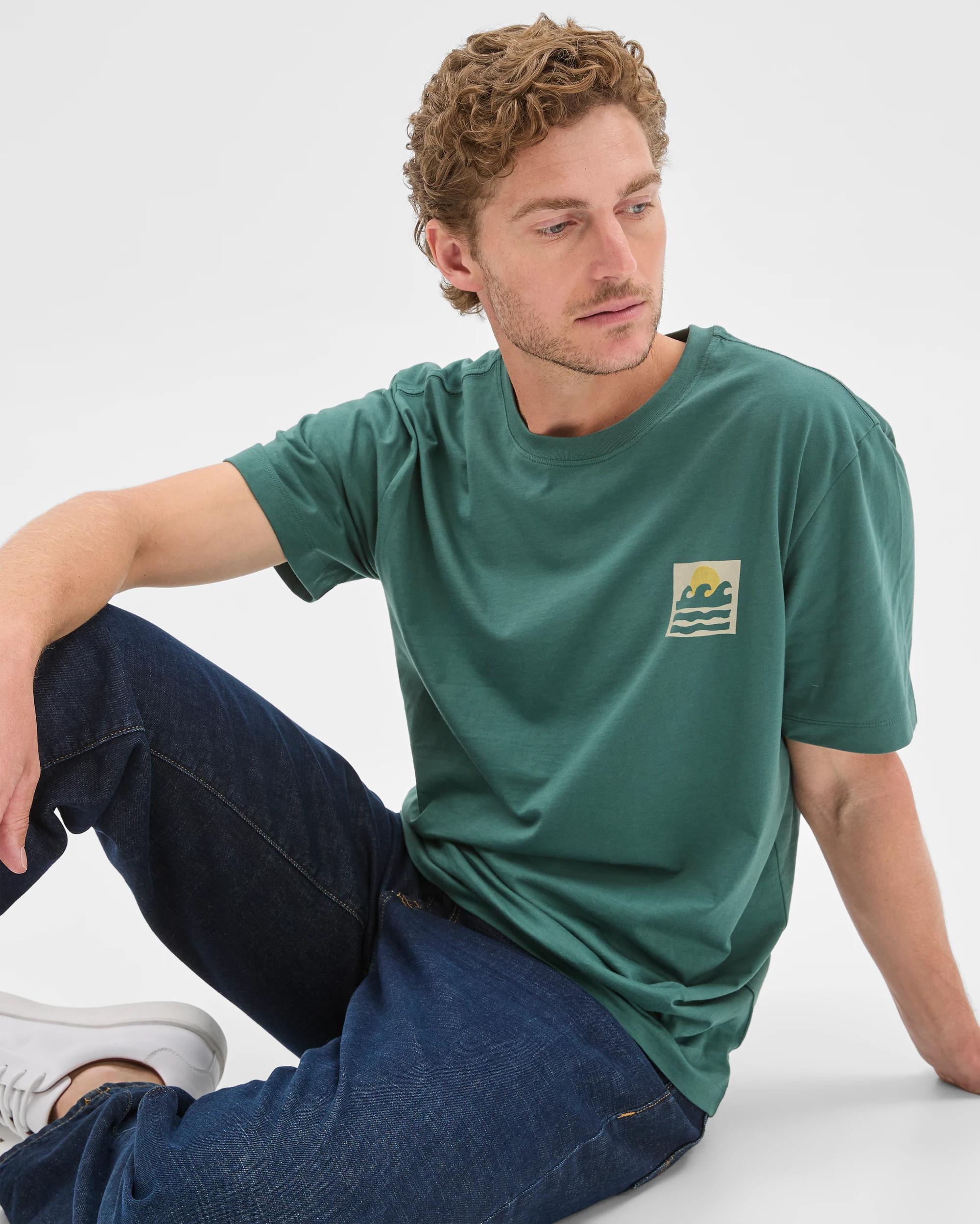 4 Target Man Australian Cotton Graphic T-Shirt BISTRO GREEN, 4 of 6