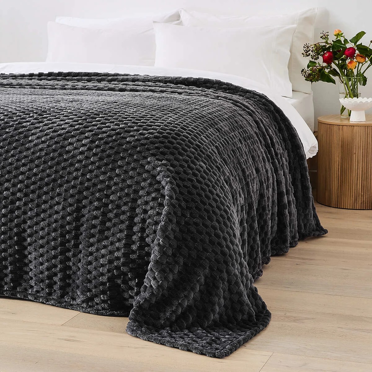 3 Soft Jacquard Blanket - Double/Queen Bed, Charcoal, 3 of 6