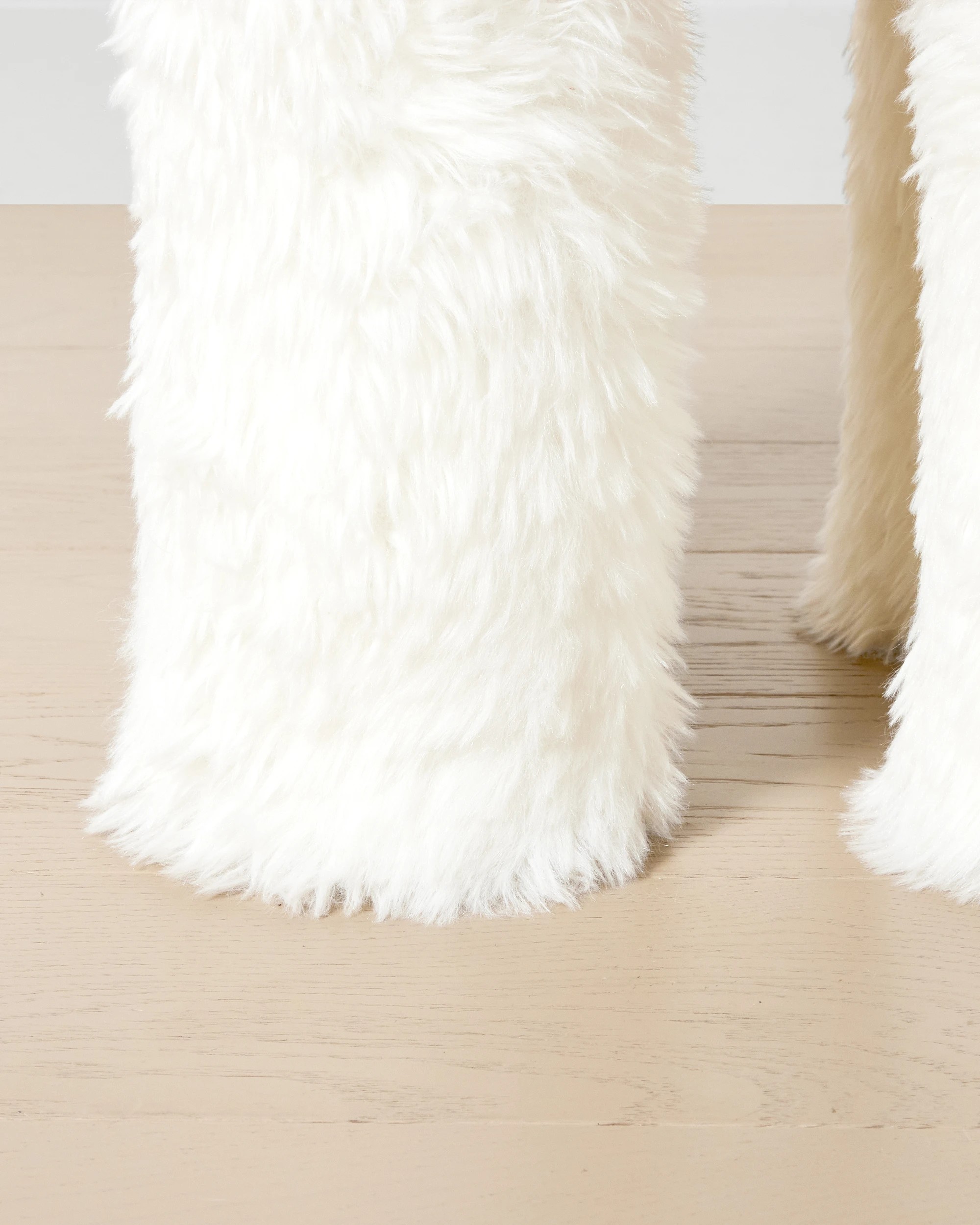 5 Mia Fluffy Ottoman, 5 of 5