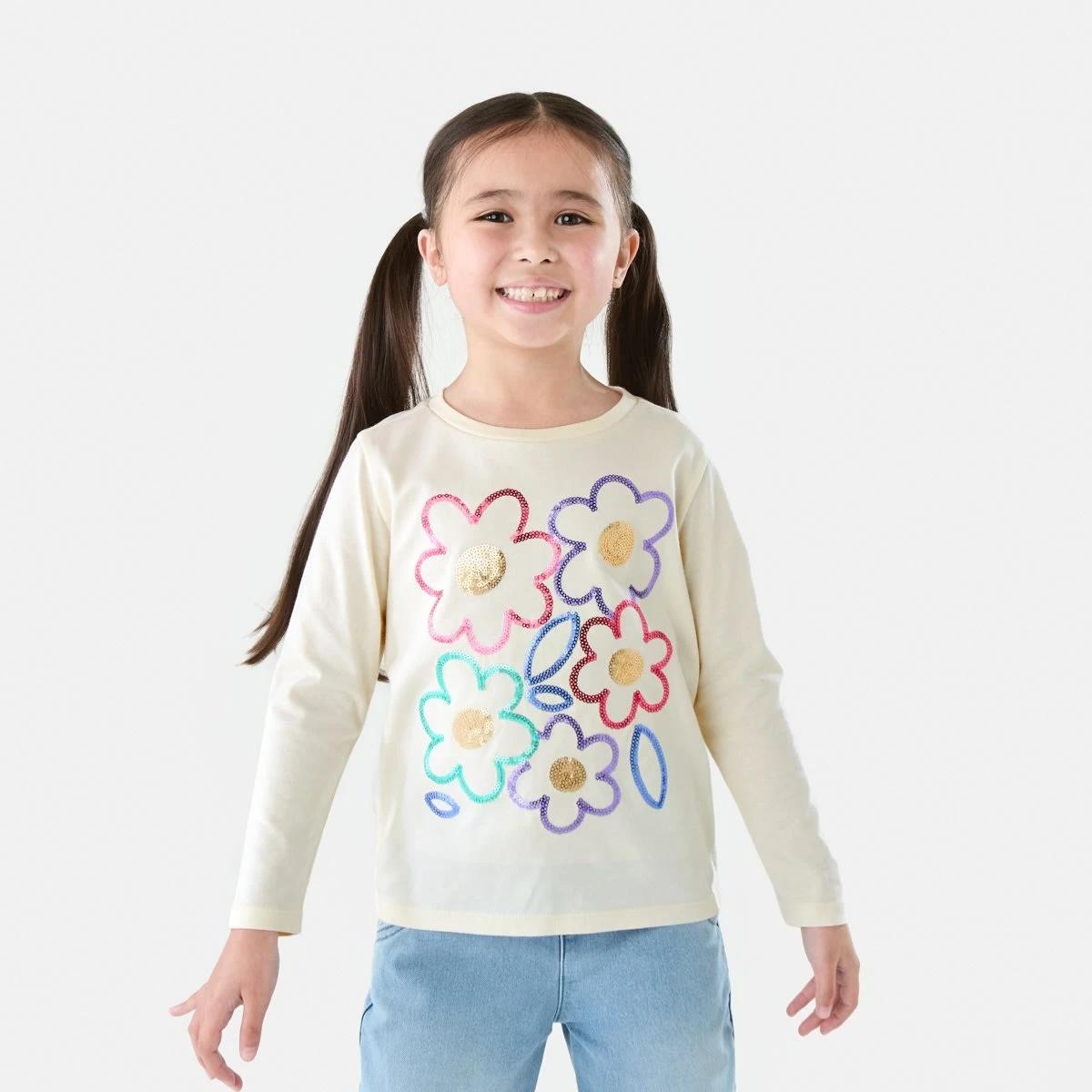 1 Sequin T-shirt Flower, 1 of 8