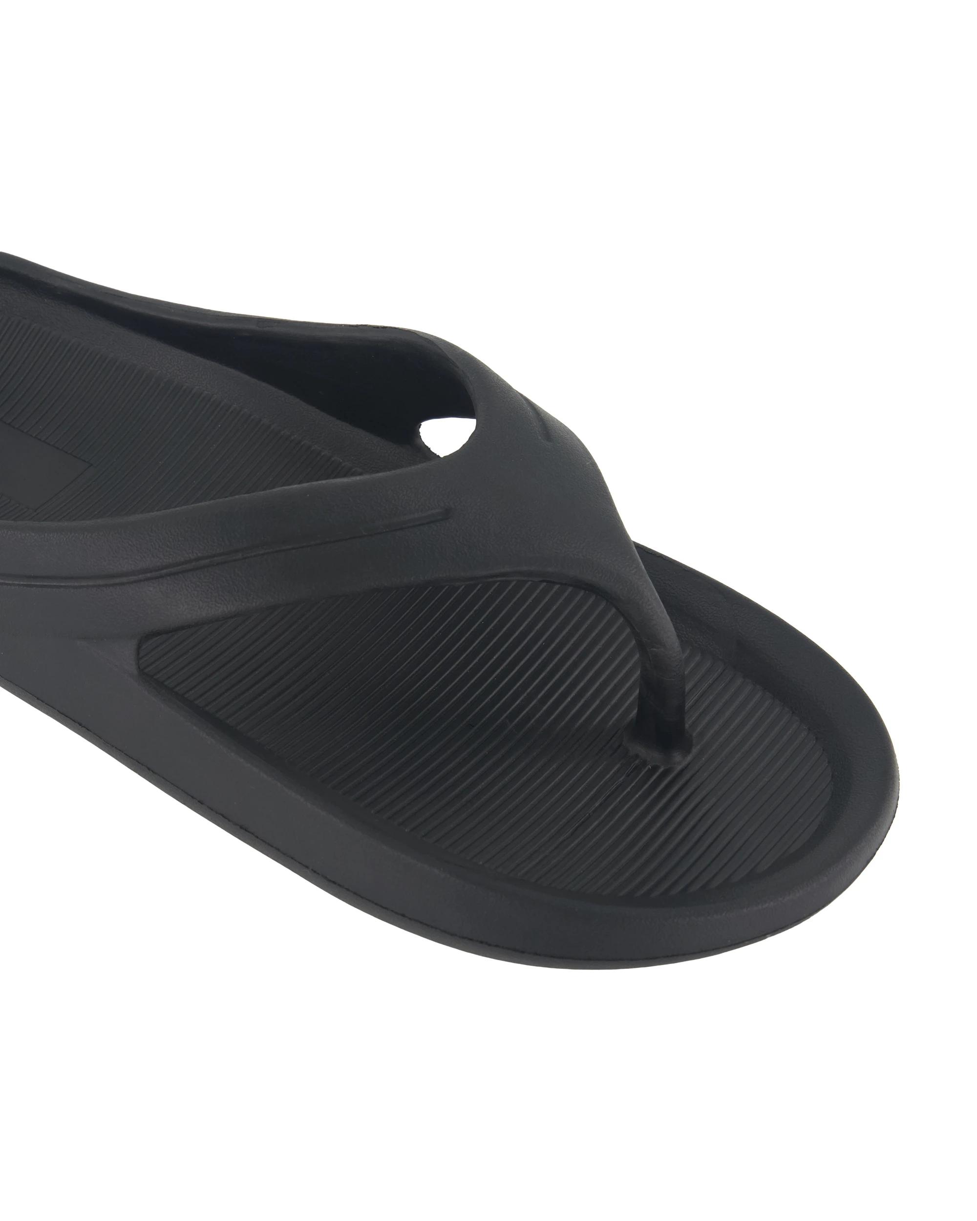 3 Chunky EVA Thongs Black, 3 of 3