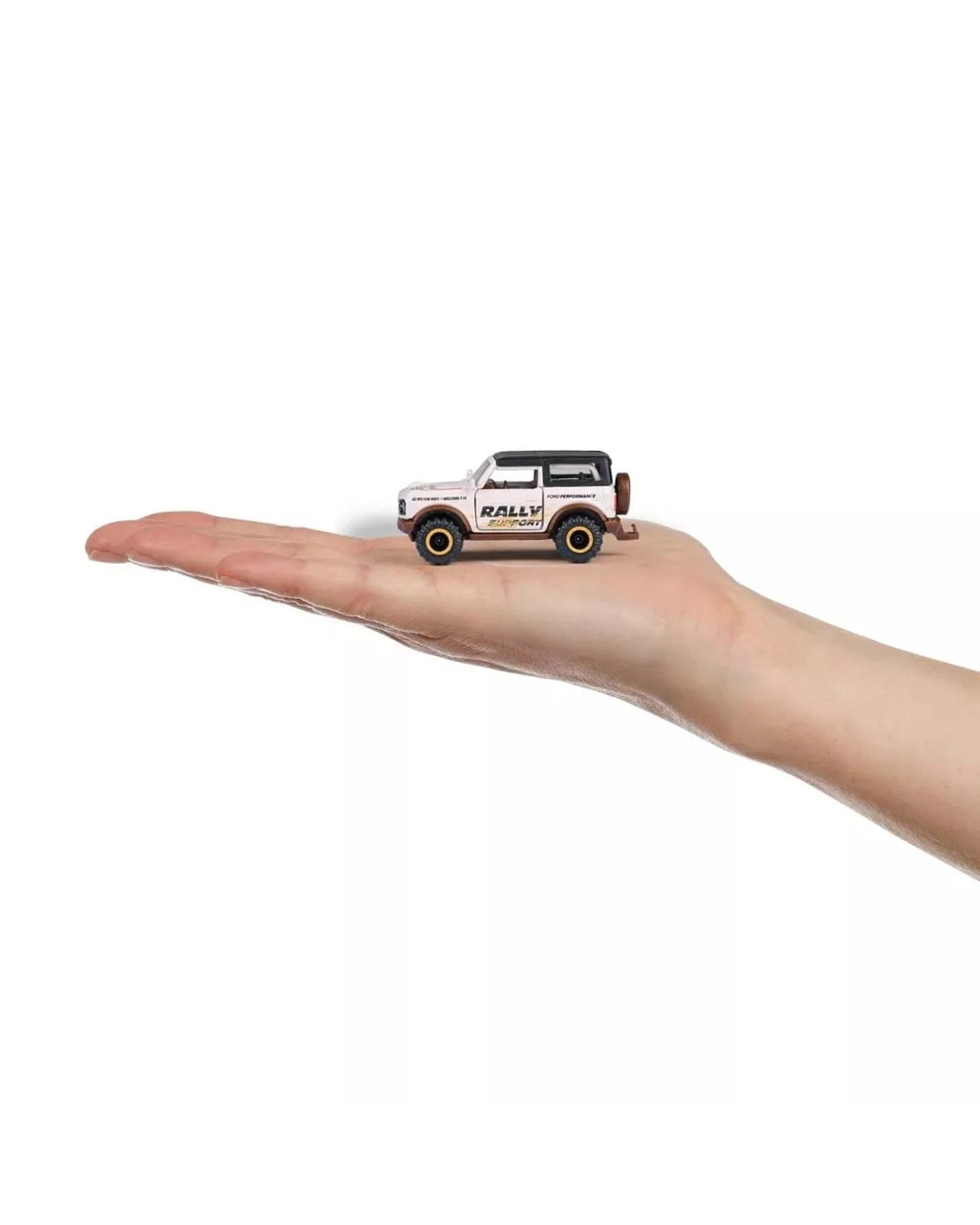 5 Majorette Castheads Series 5 Piece Gift Pack, 5 of 6