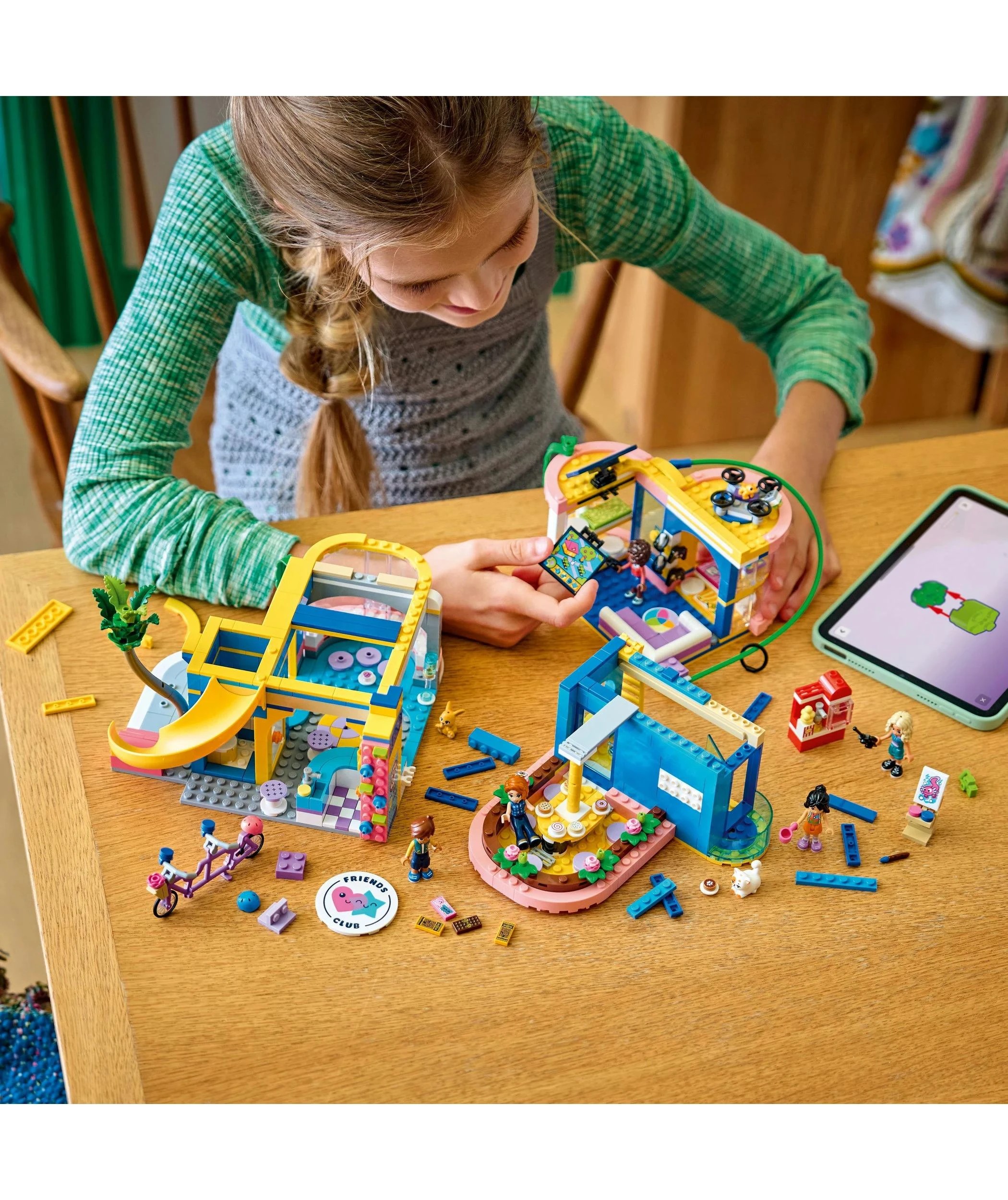 8 LEGO® Friends Heartlake City Friends Club House 42689 - Multi, 8 of 10