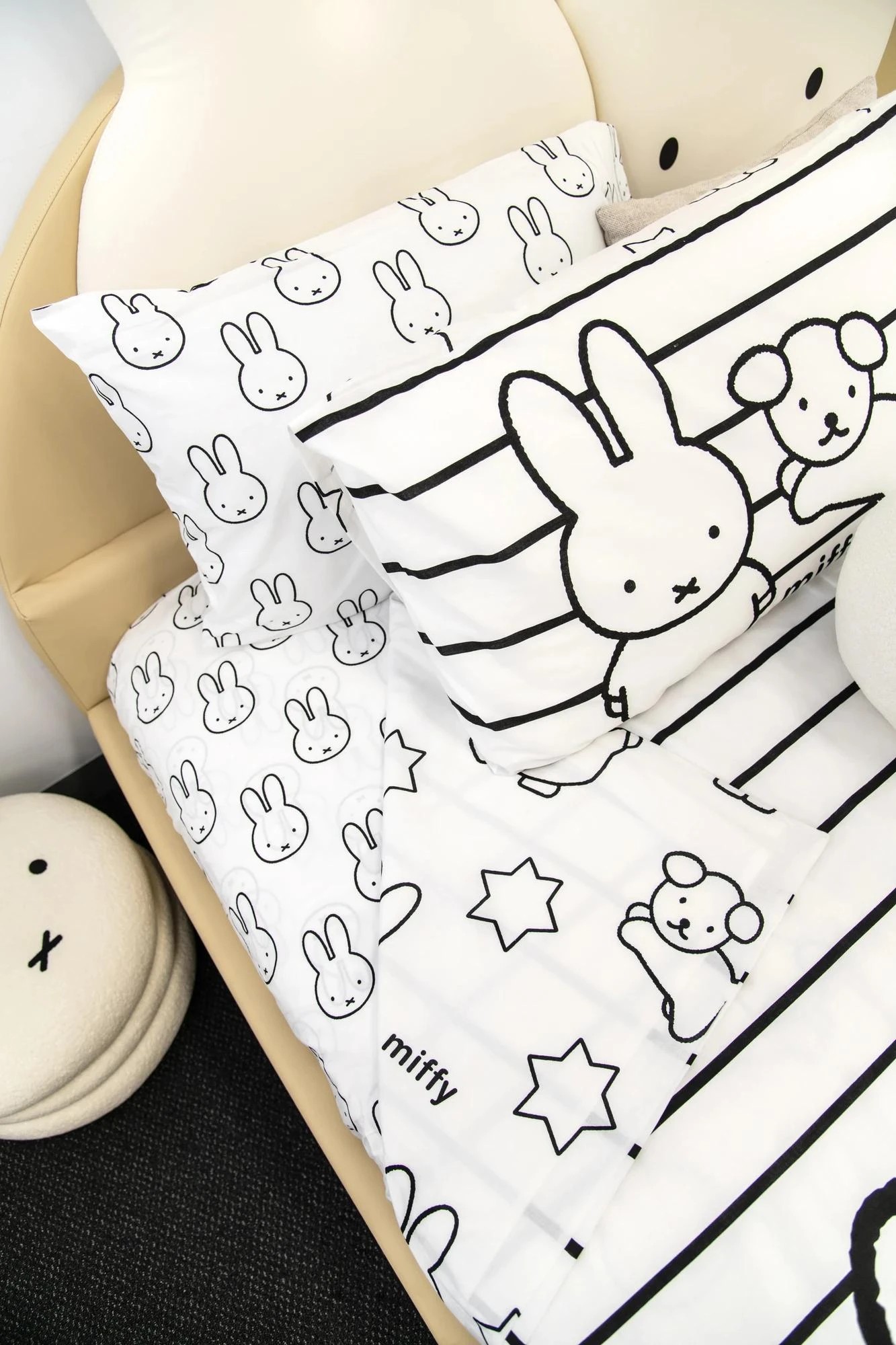 2 Miffy Kids Quilt Cover Set - Single Bed - White, 2 of 4