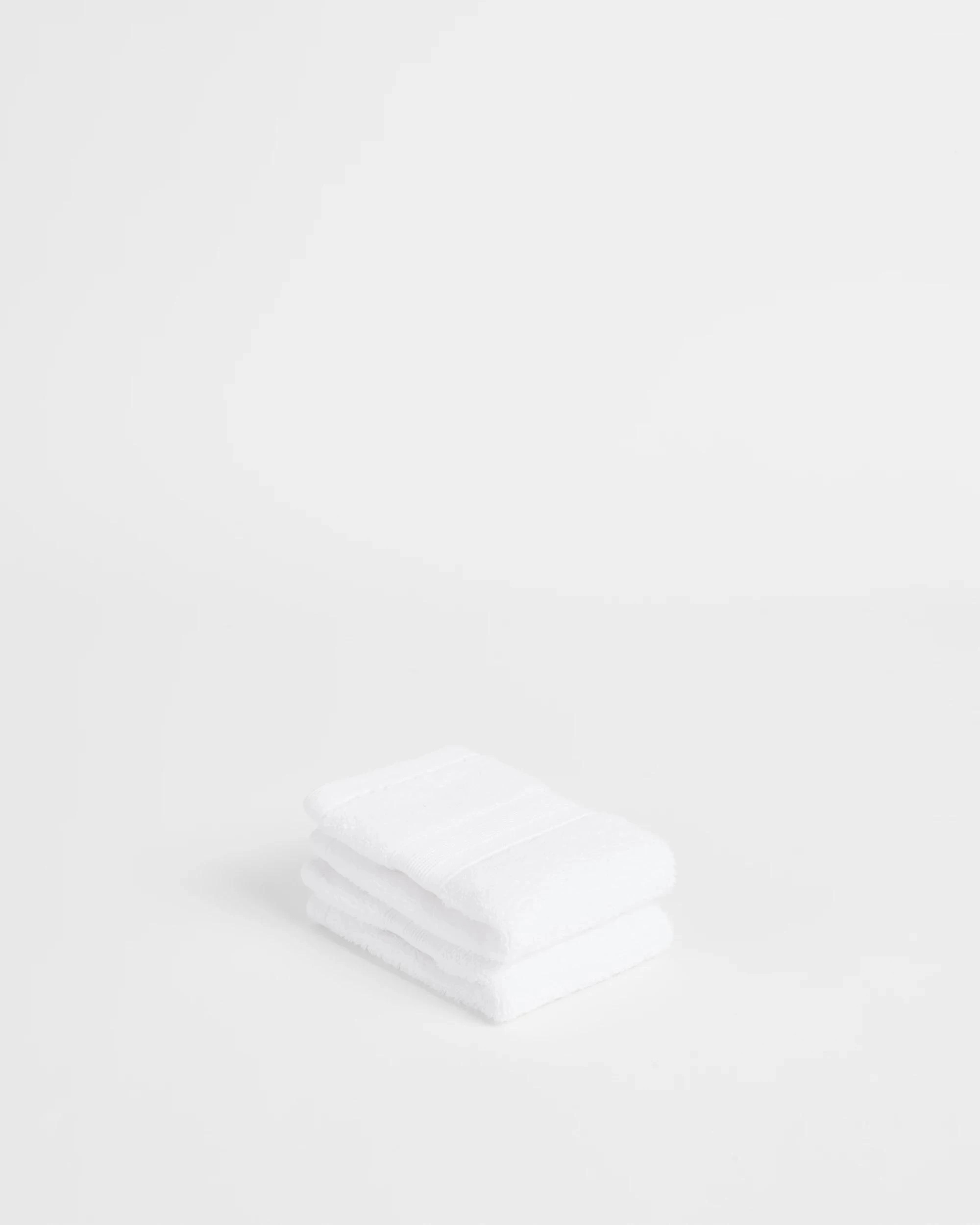 1 Grandeur Australian Cotton Face Washers 2 Pack - White, 1 of 4