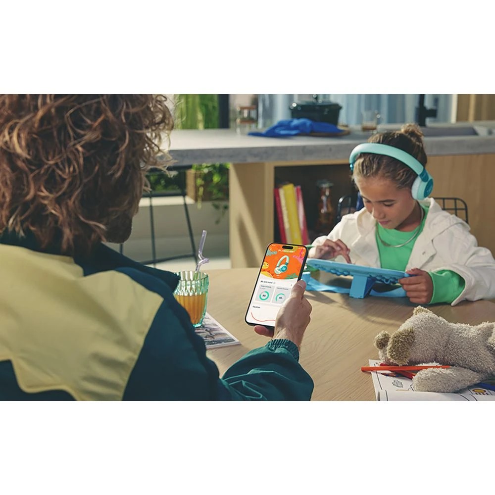 6 JBL JR320 Kids On-Ear Bluetooth Headphones Green, 6 of 8