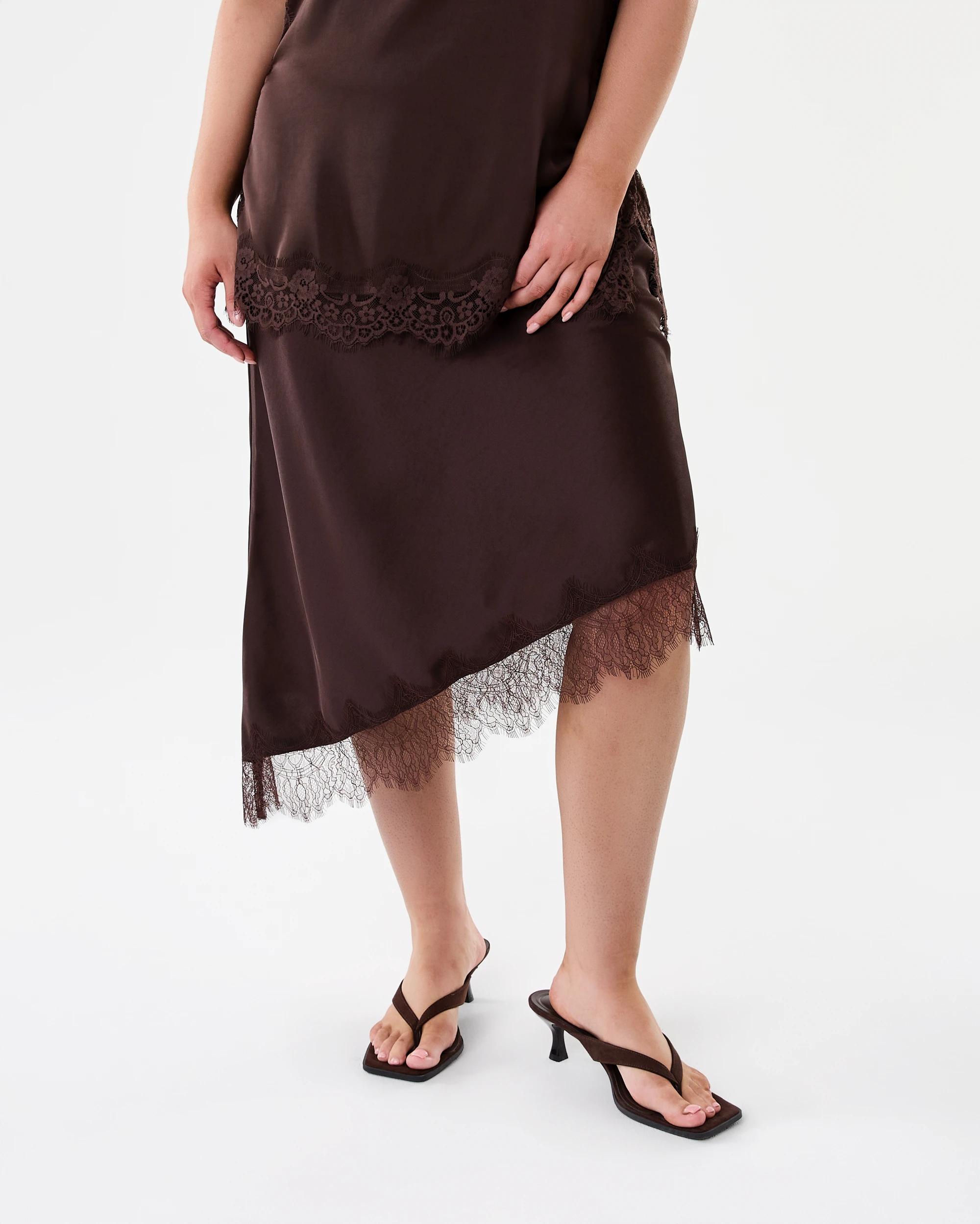 1 Lace Trim Satin Skirt Cbean, 1 of 6