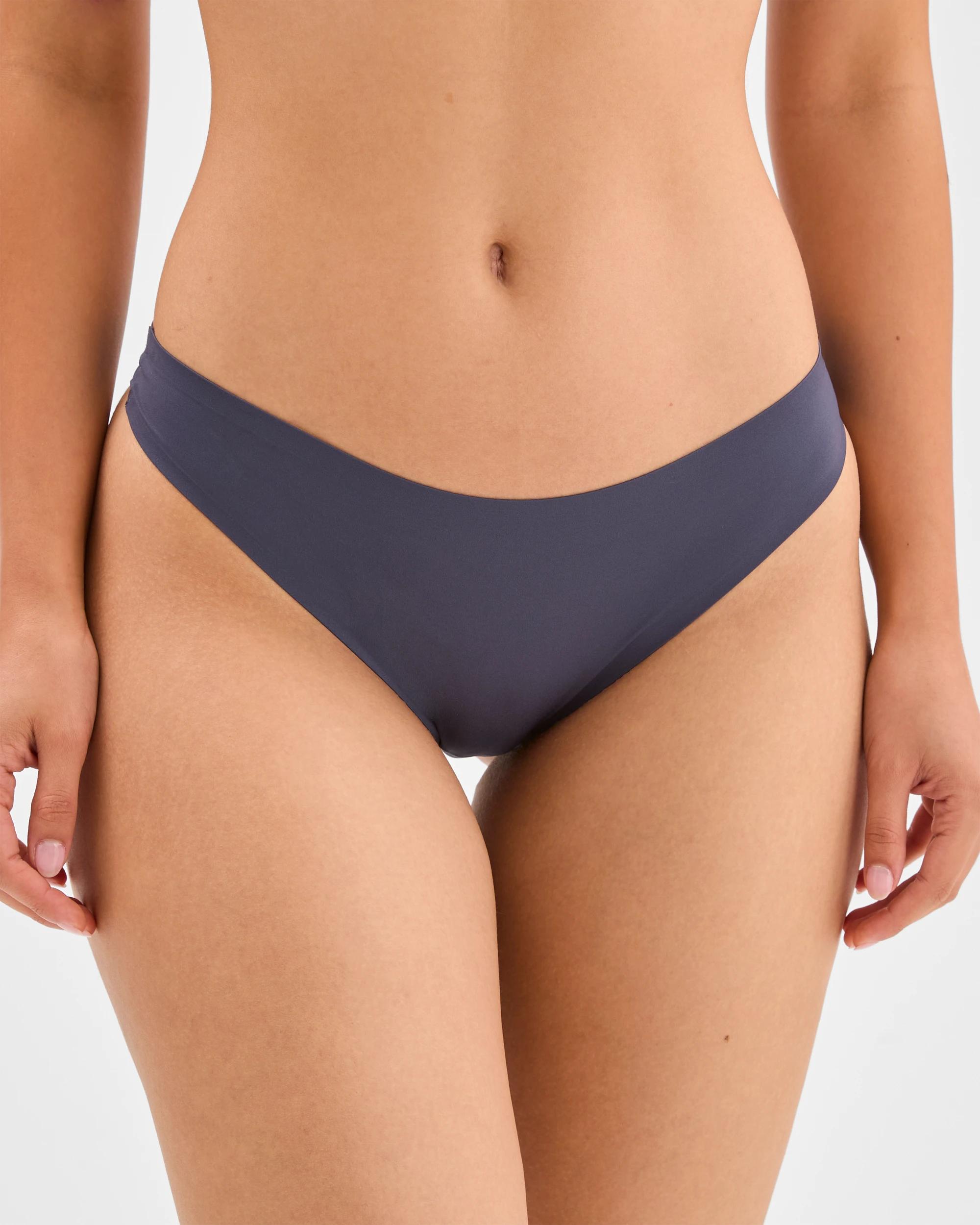 2 Target Woman Smooth Moves 2 Pack Bonded G-String Briefs WINTER BLUE/COUNTRY BLUE, 2 of 3