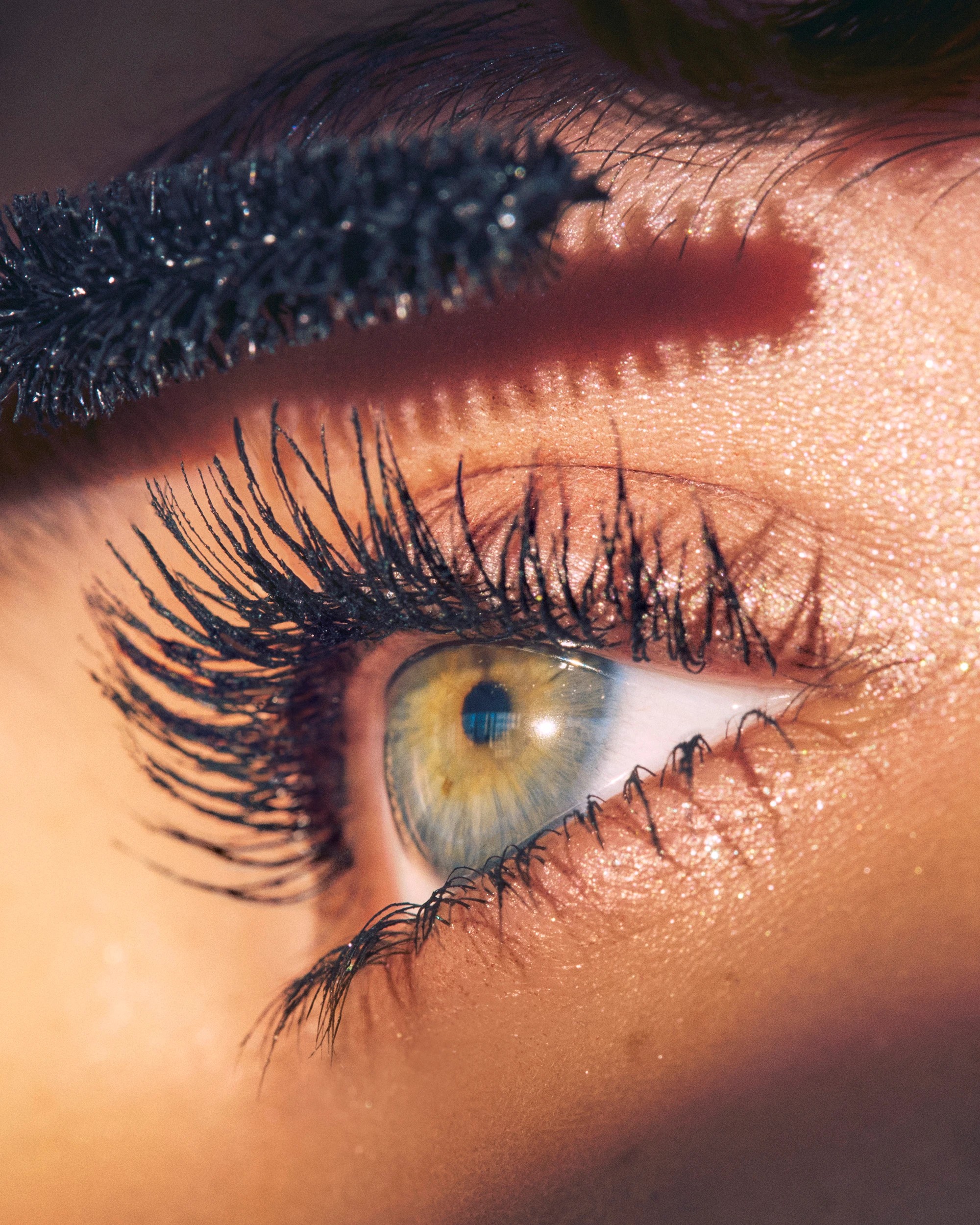 6 e.l.f. Incredi-Curl Mascara - Black, 6 of 6