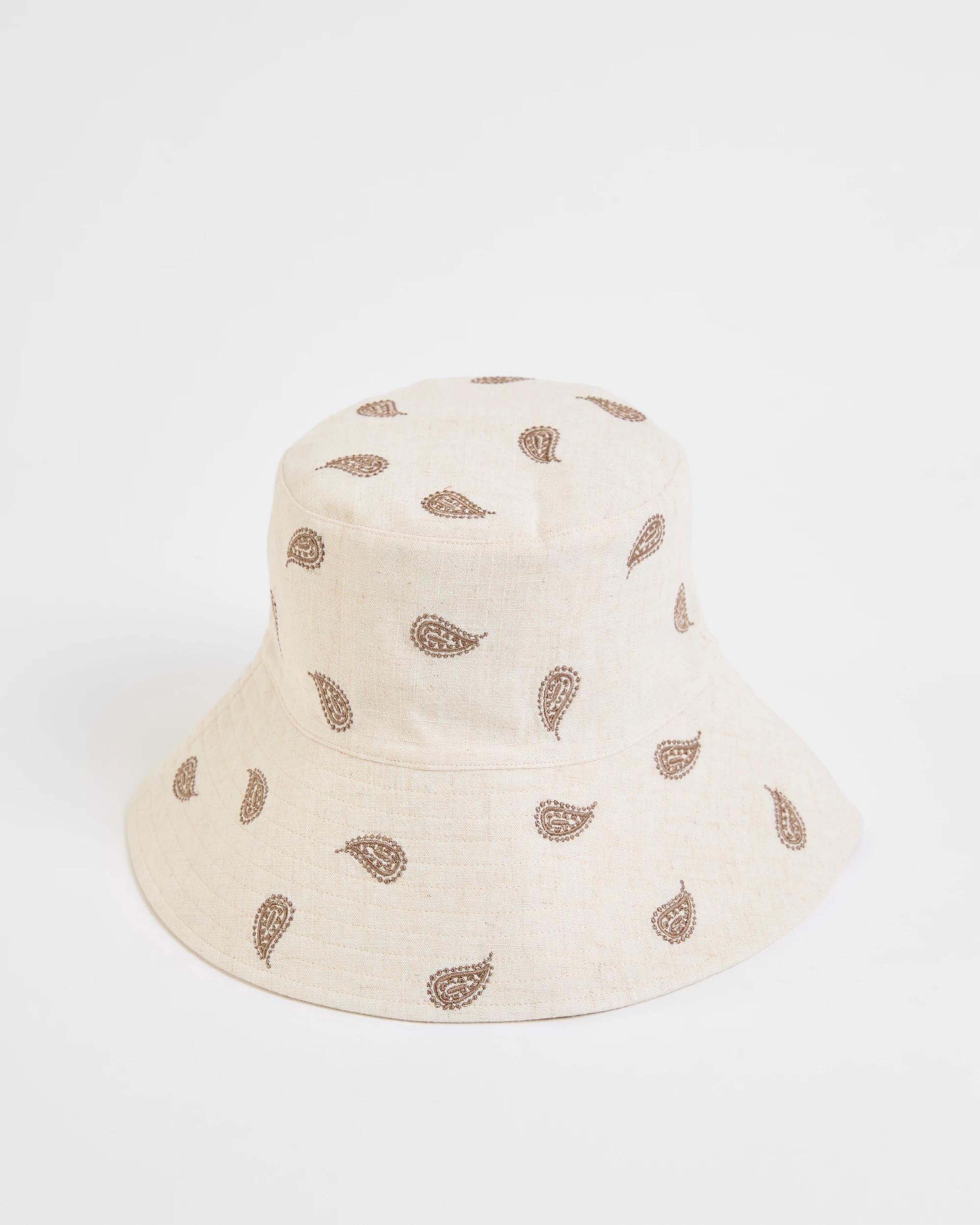 1 Target Woman Womens Wide Brim Reversible Bucket Hat PAISLEY, 1 of 2