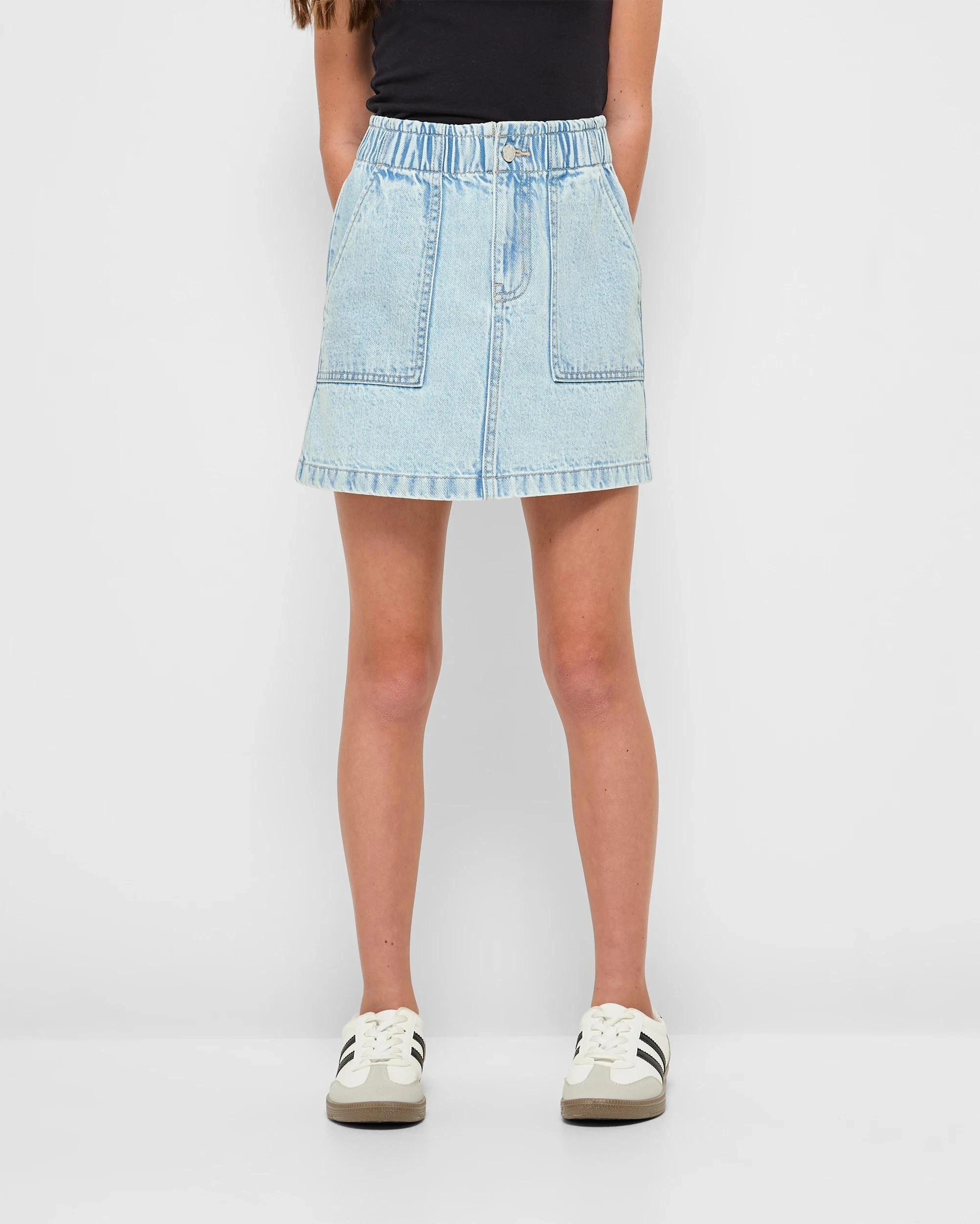 1 Target Elastic Waist Denim Skirt LIGHT WASH, 1 of 5