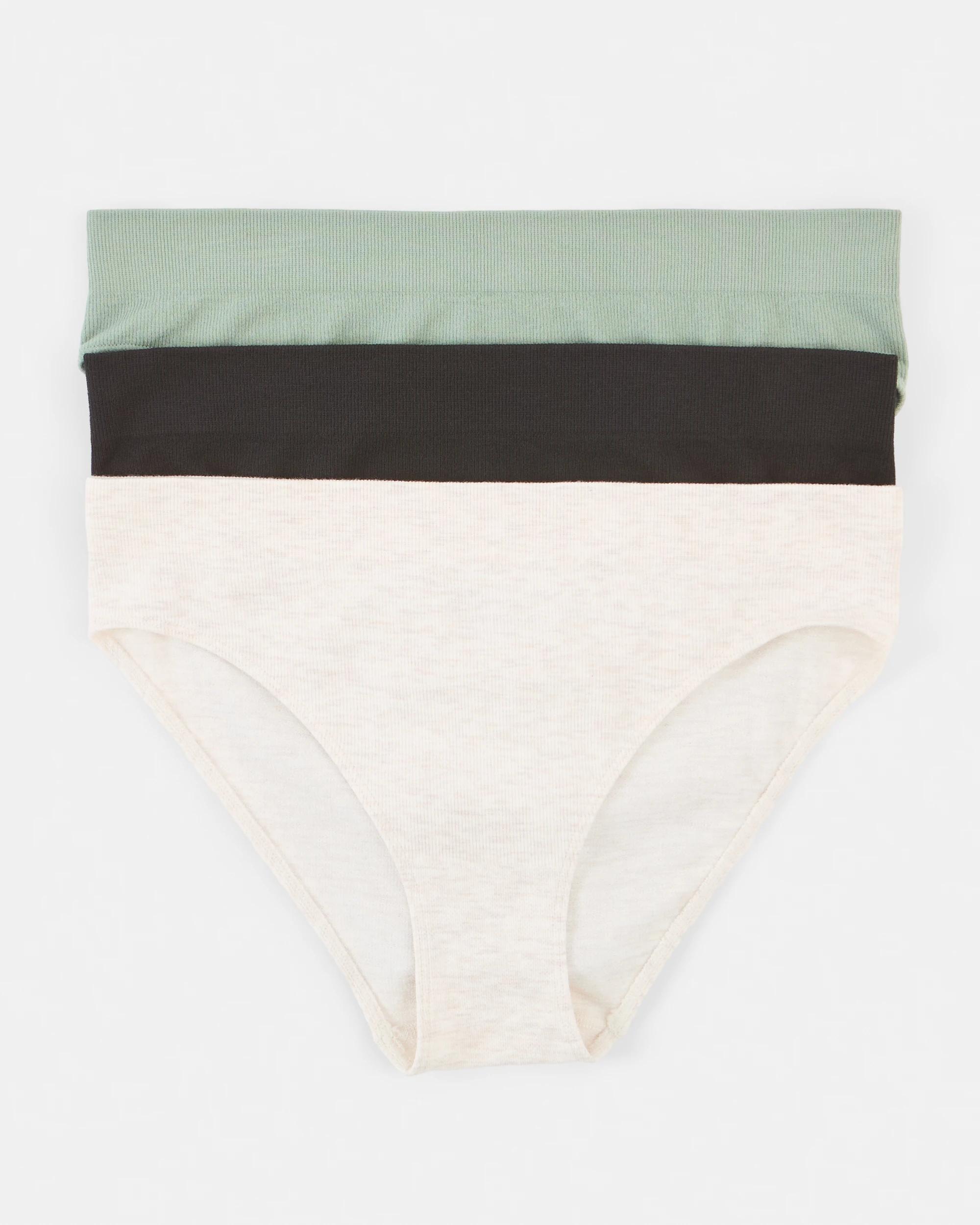 1 3 Pack Seamfree Bamboo Rib Bikini Briefs Som Bk Ig, 1 of 9