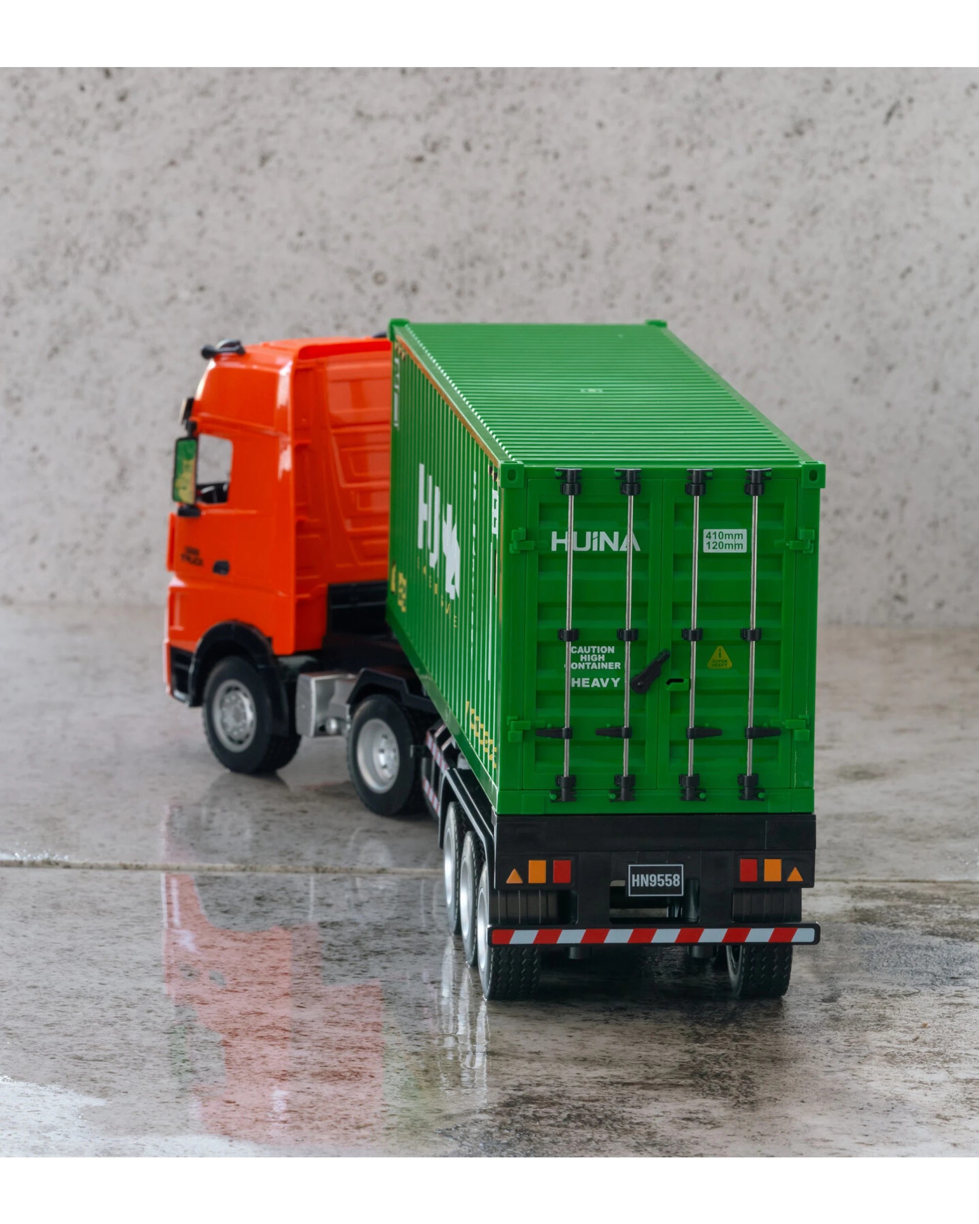 8 Gem Toys 1:18 Scale 9-Channel Alloy Remote Control Container Truck with Lights & Sound for Indoor Play, 8 of 9