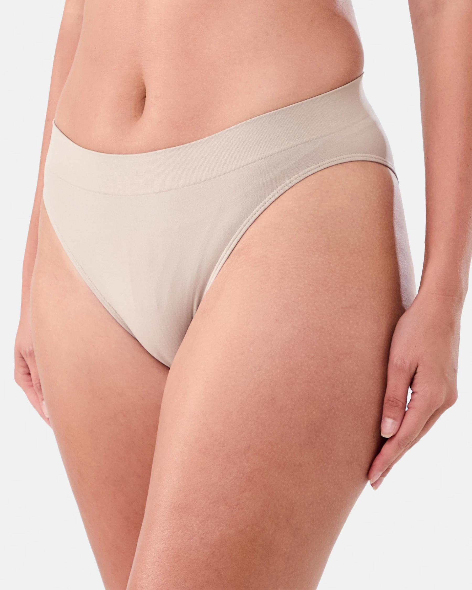 3 3 Pack Seamfree Bikini Briefs Vr Bp Ft, 3 of 5