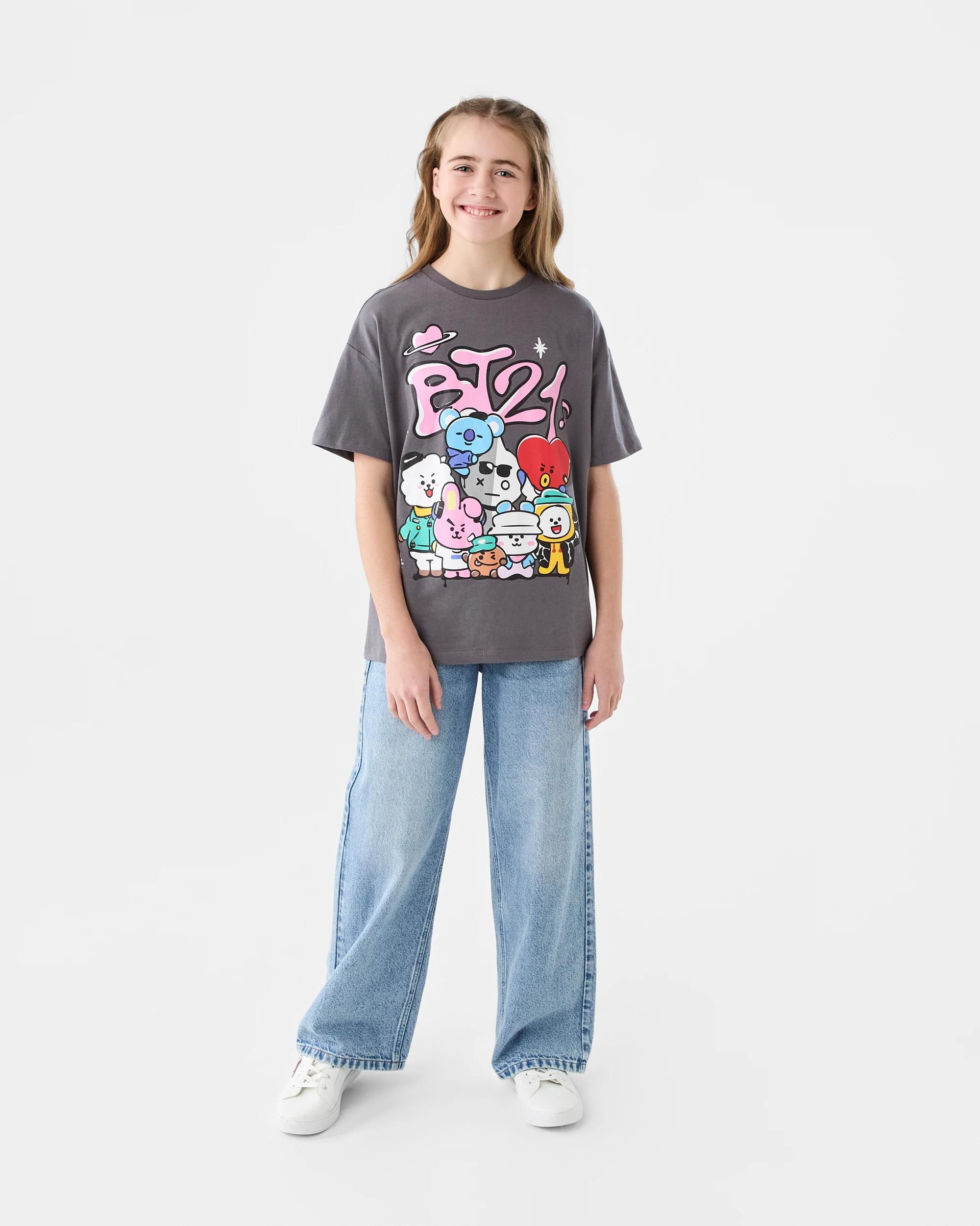 5 BT21 License Oversized T-shirt Bt21, 5 of 6