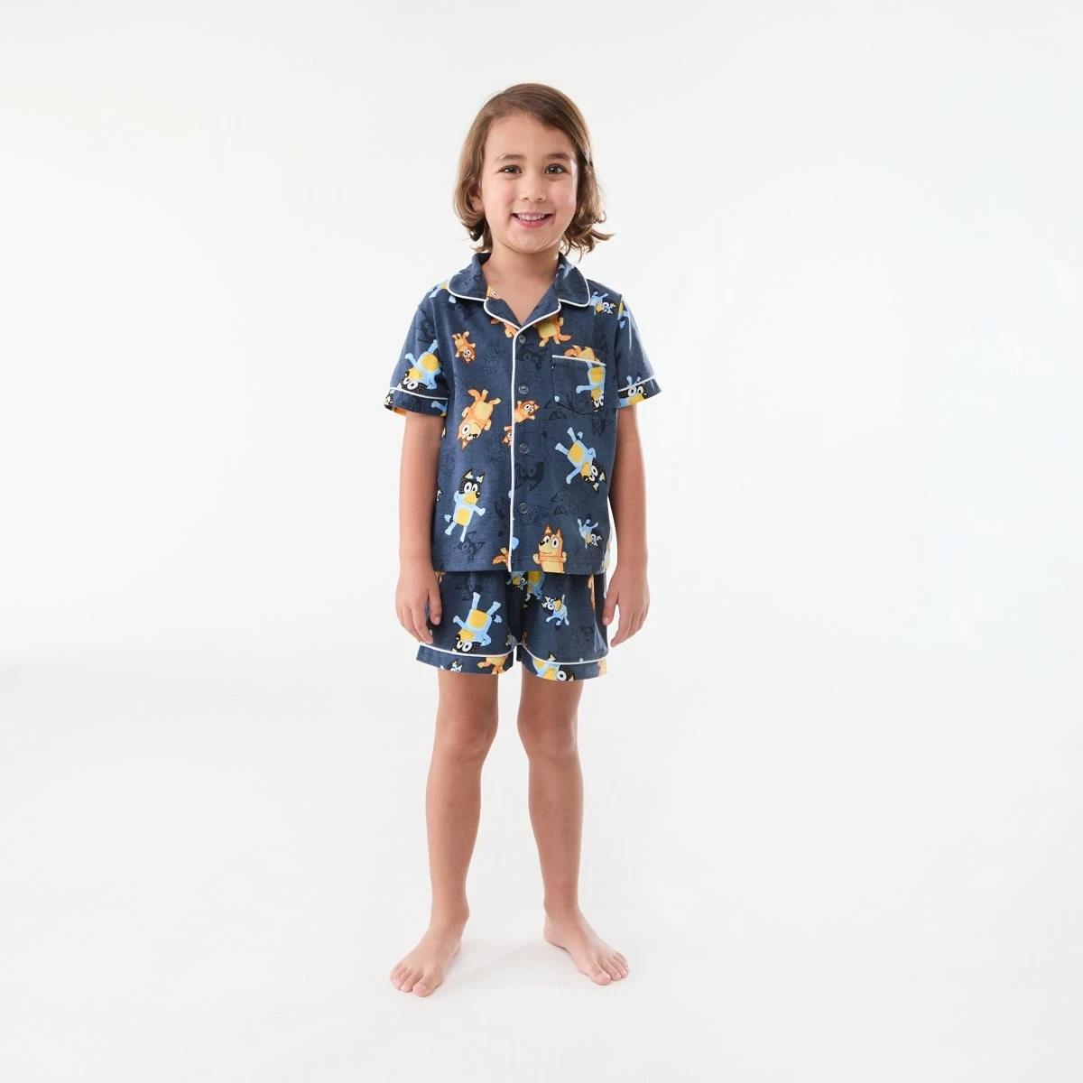 1 Bluey License Family Matching Pyjama Set BLUEY, 1 of 6