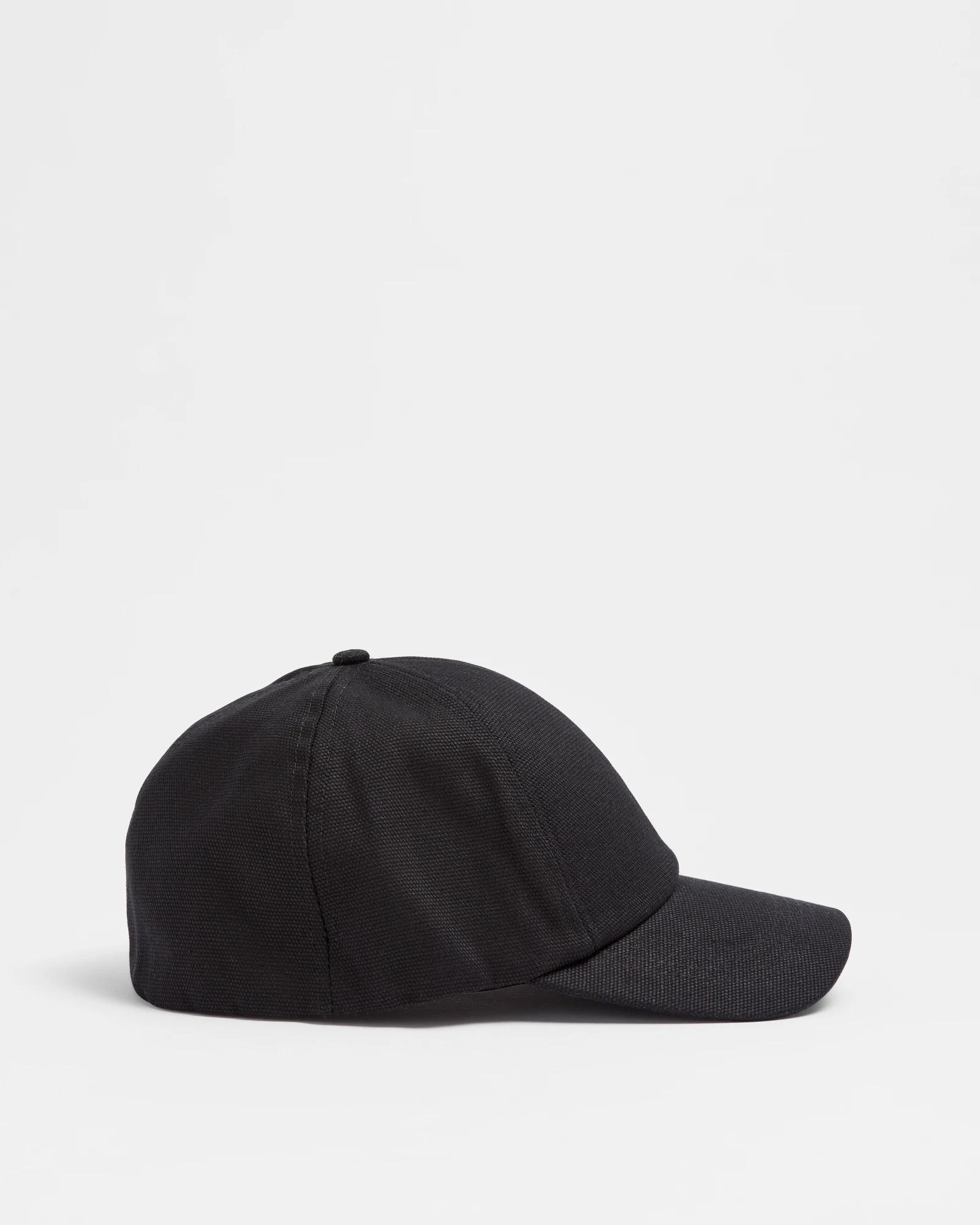 1 Target Flexi Cap BLACK, 1 of 1