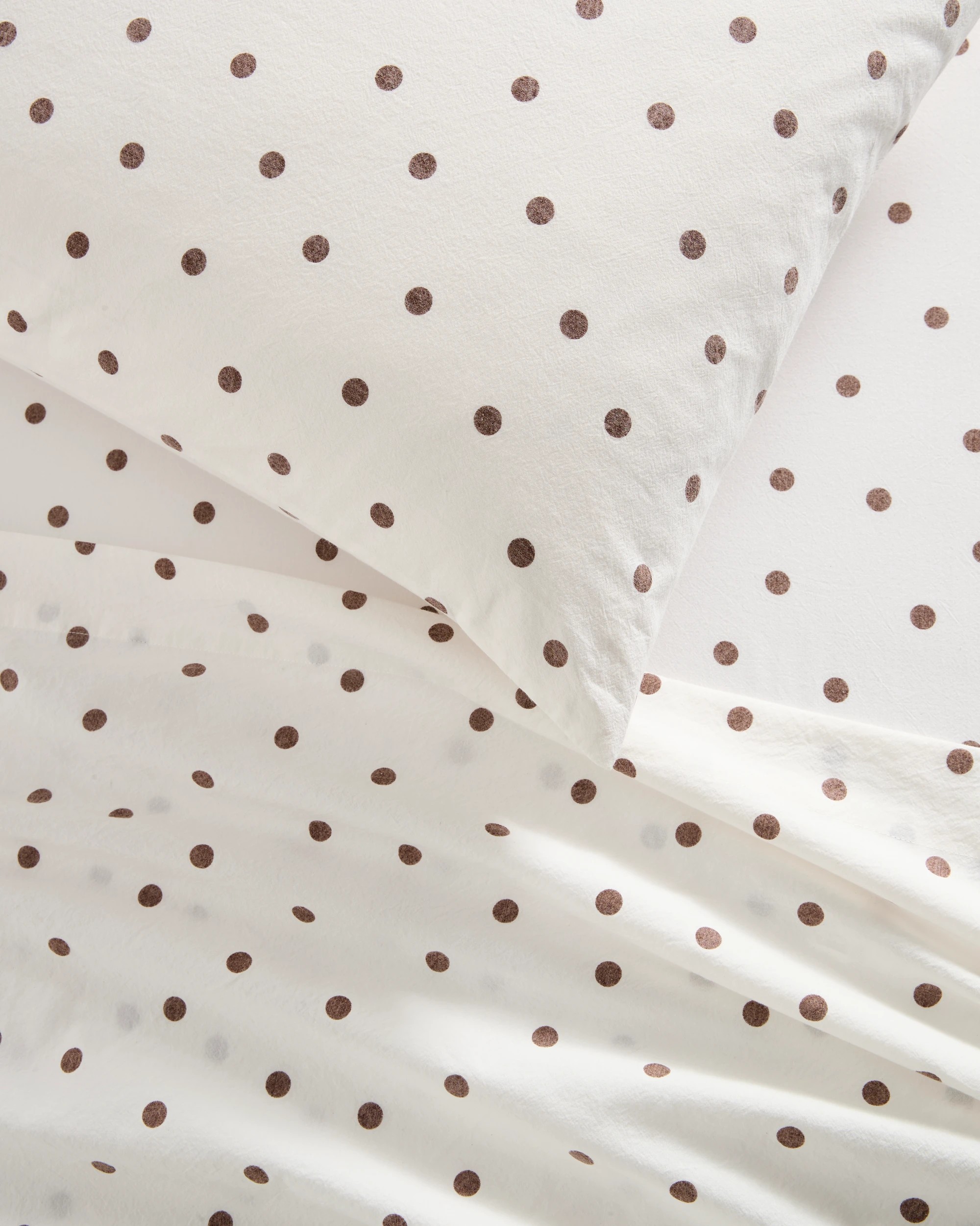 3 Arlo Polka Dot Stonewash Cotton Fitted Sheet - Queen Bed - Brown, 3 of 3