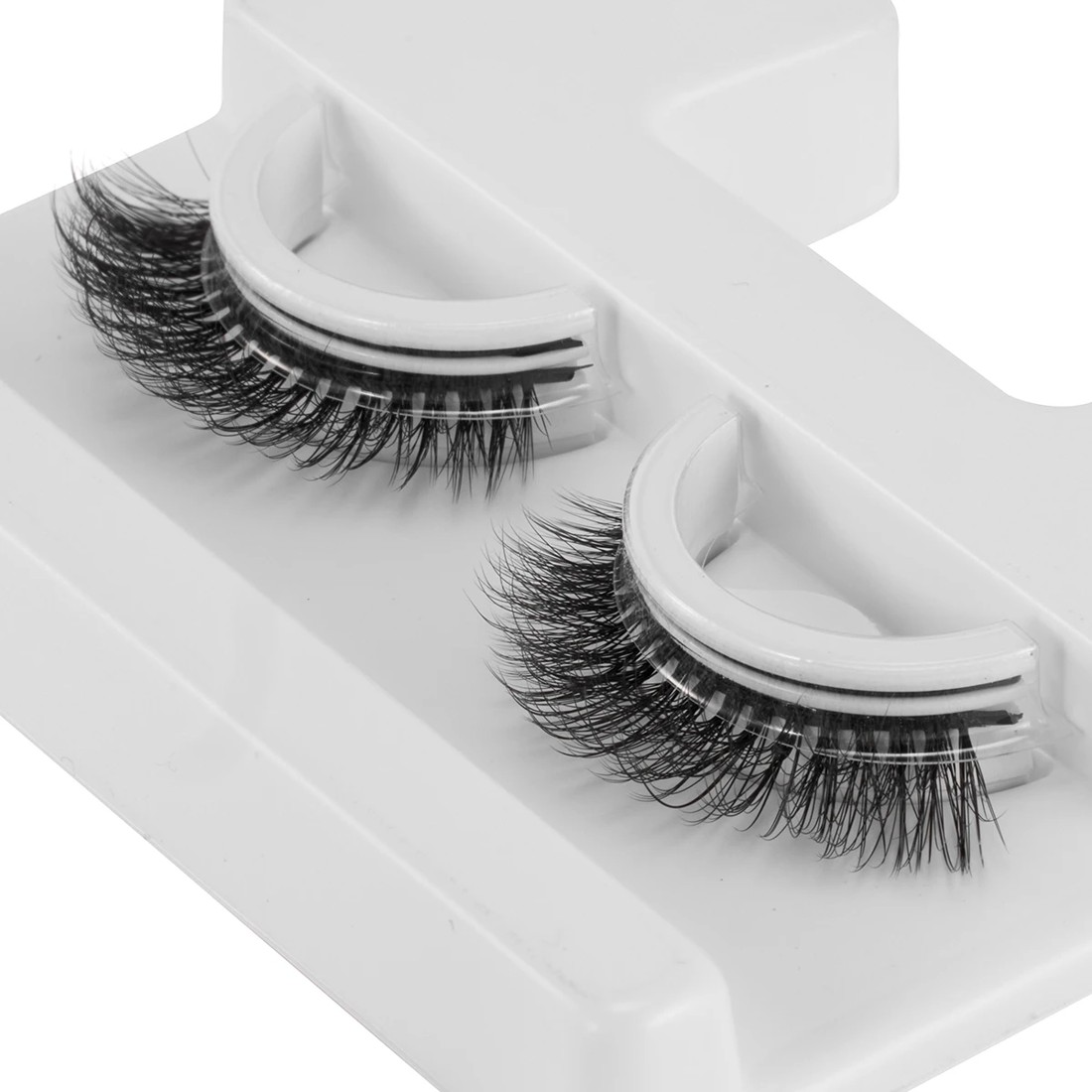 4 OXX Cosmetics Pre-glued Lashes - No. 312, 4 of 5