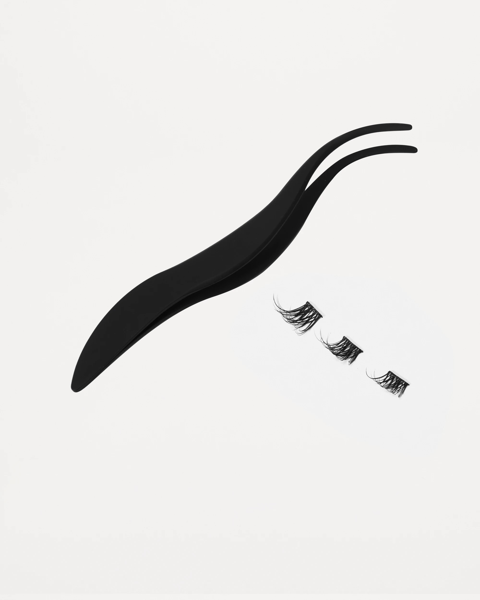 2 OXX Cosmetics 30 Pack Pre-glued False Lashes - No. 314, 2 of 5