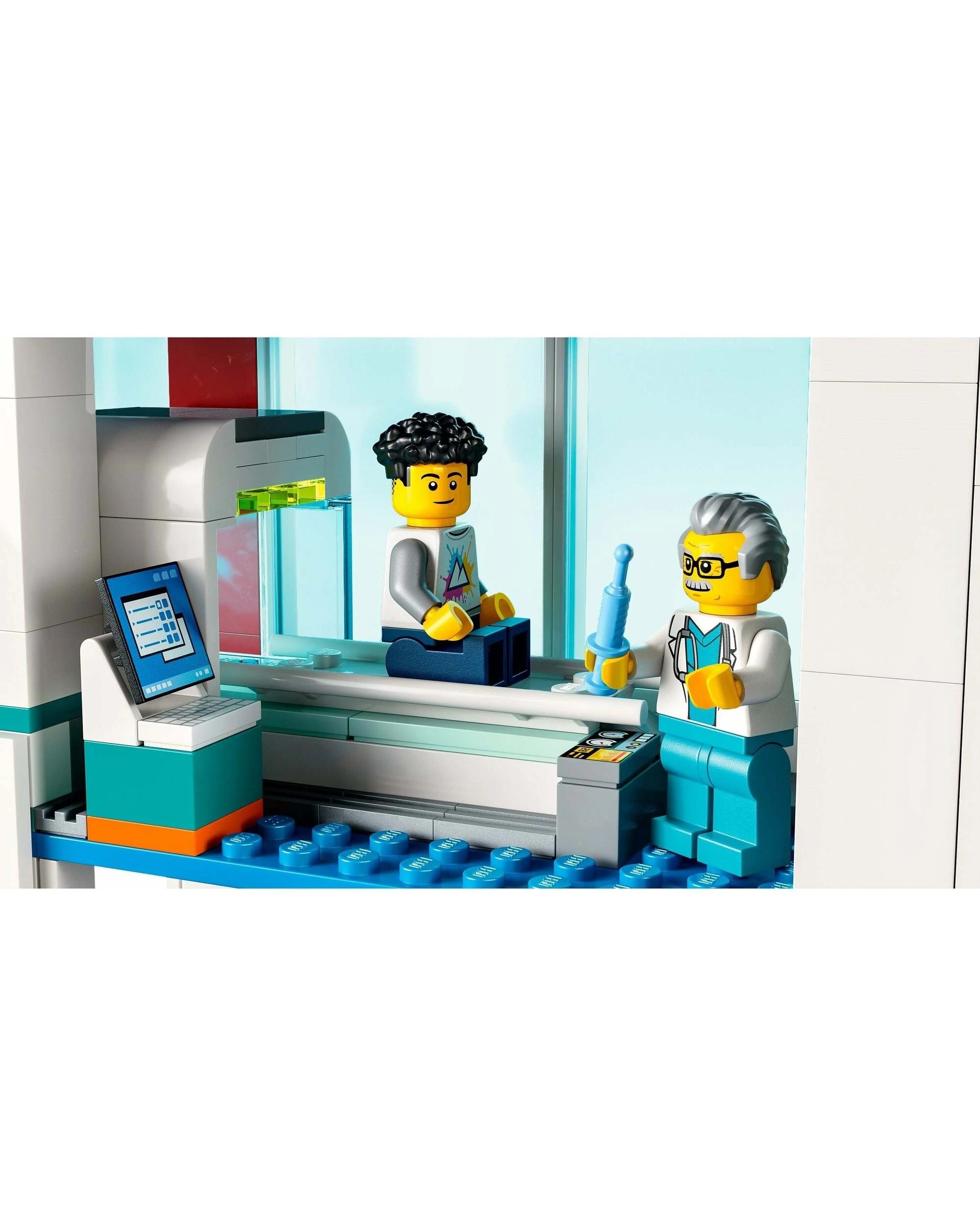 5 LEGO CITY: Hospital (60330) - Retired, 5 of 5