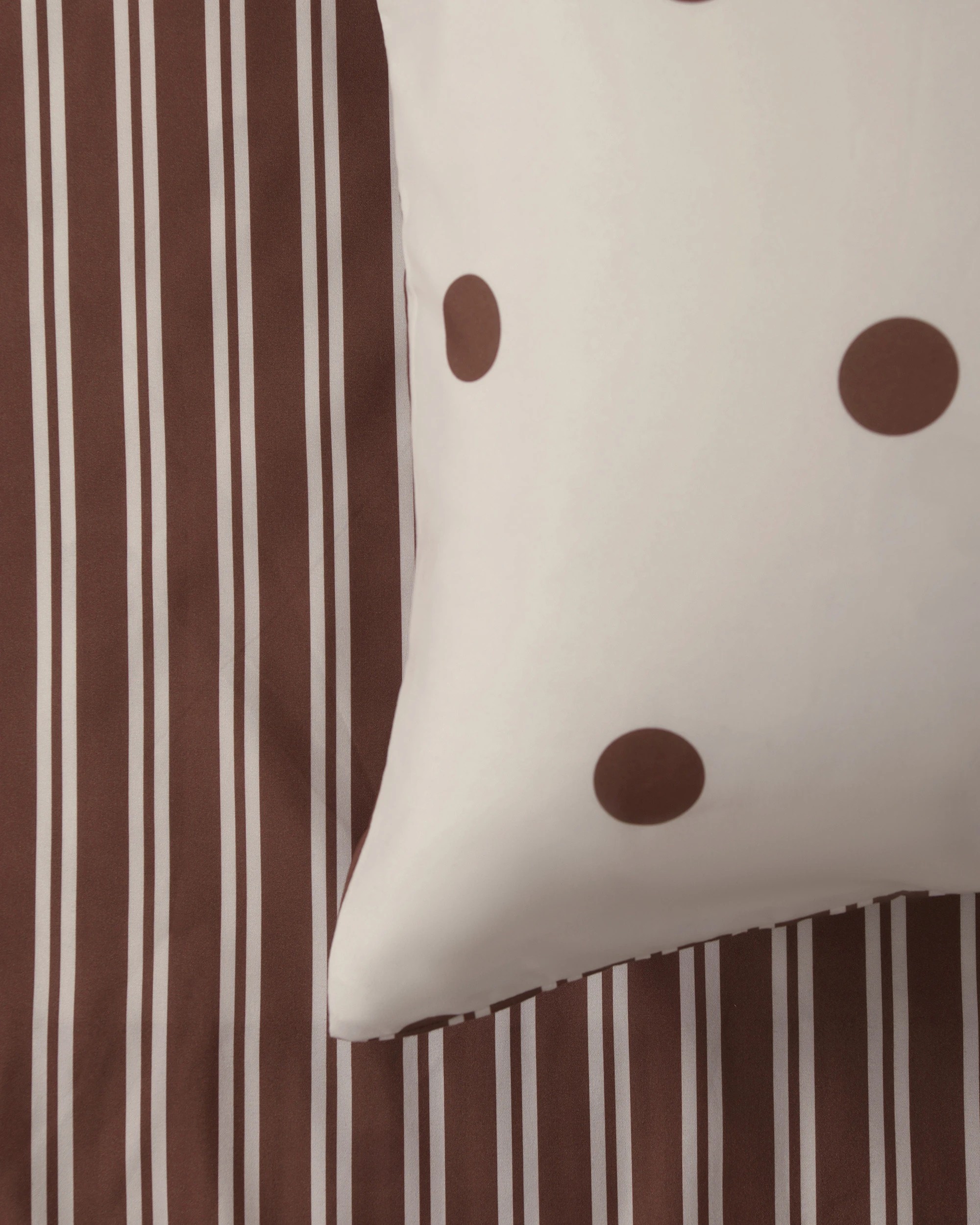 3 Dreamaker Pippa Polka Dot & Stripe Reversible Quilt Cover Set - Super King Bed - Natural/Chocolate, 3 of 6