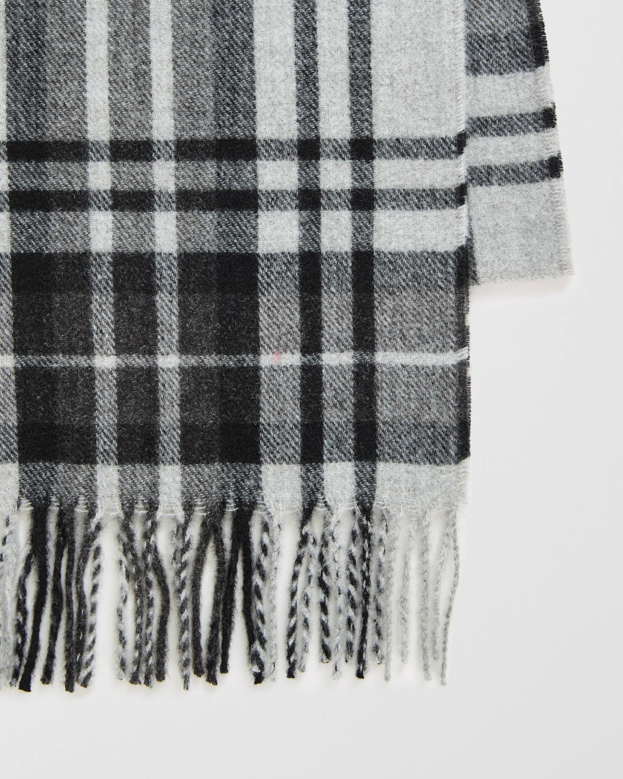 2 Target Man Woven Check Scarf GREY, 2 of 2