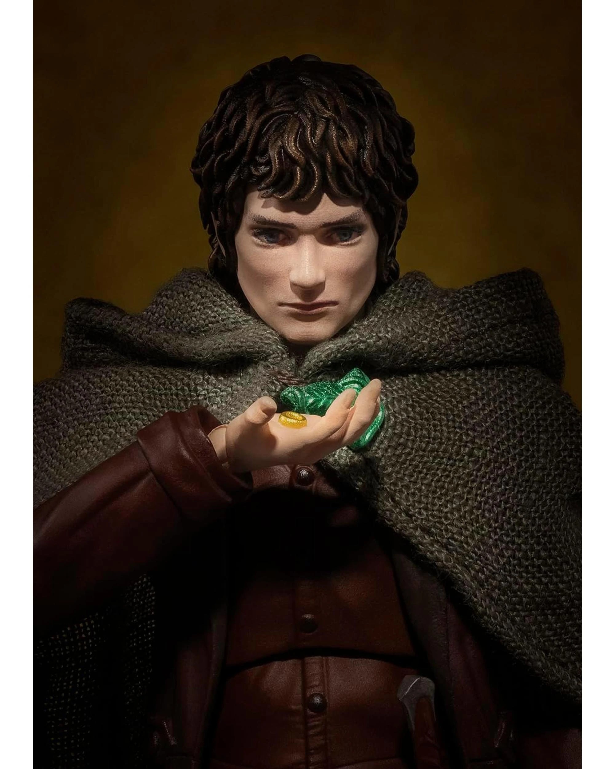 Tamashii Nations S.H. Figuarts The Lord of the Rings Frodo and Gollum ...