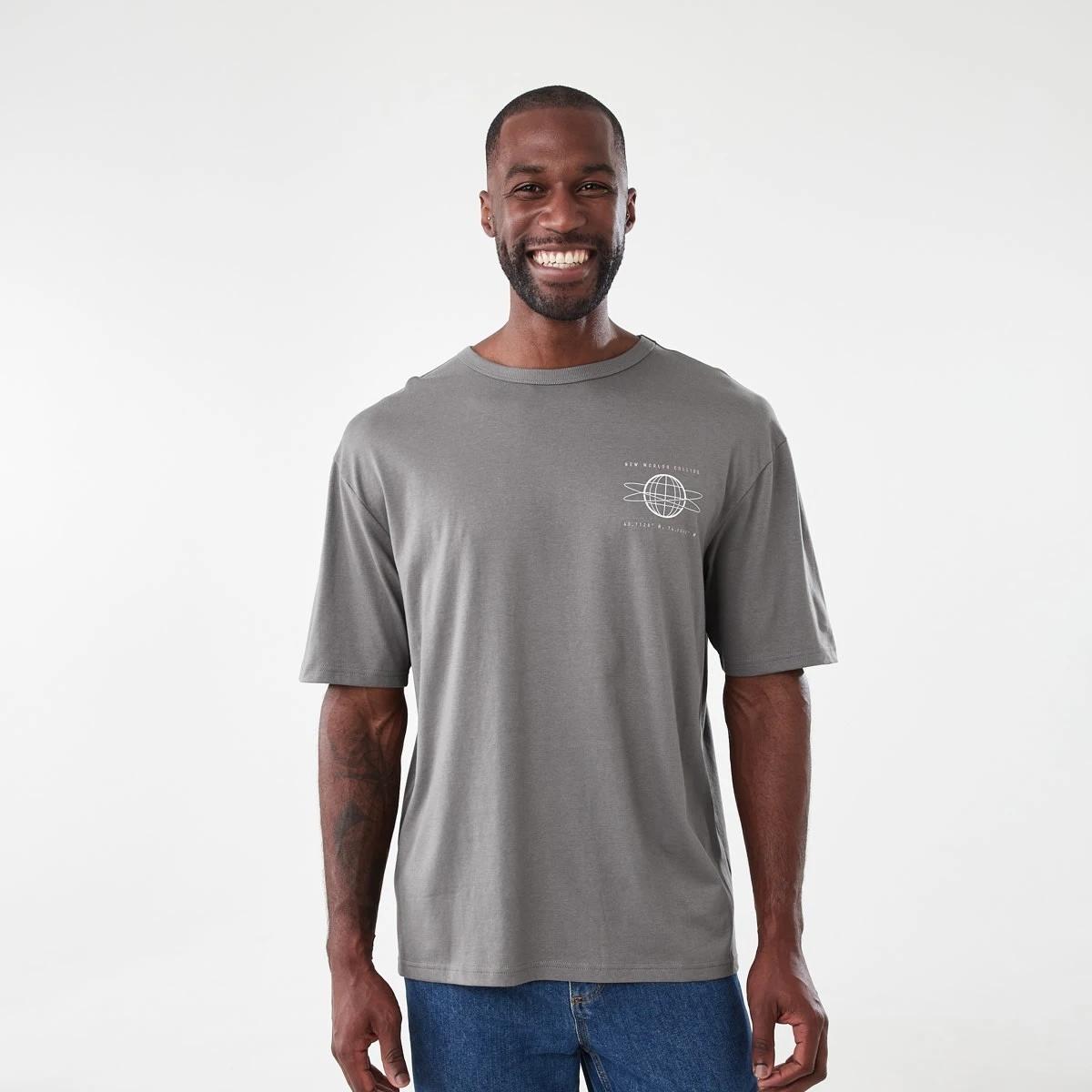 1 Oversized Graphic T-shirt Gry Grgyle, 1 of 6