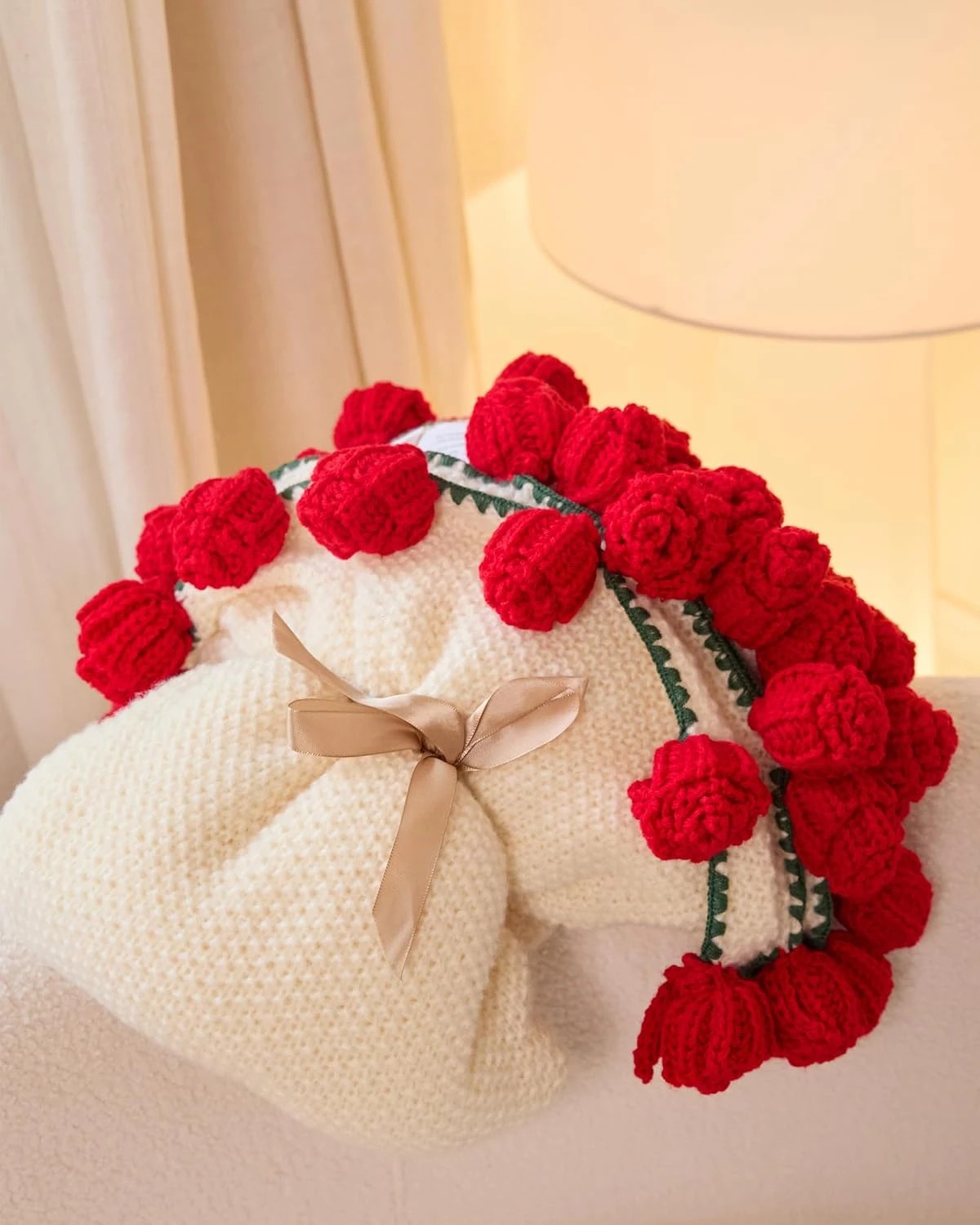 3 Gioia Casa 3-in-1 Round Rosebud Knit Throw  100cm - Red, 3 of 7