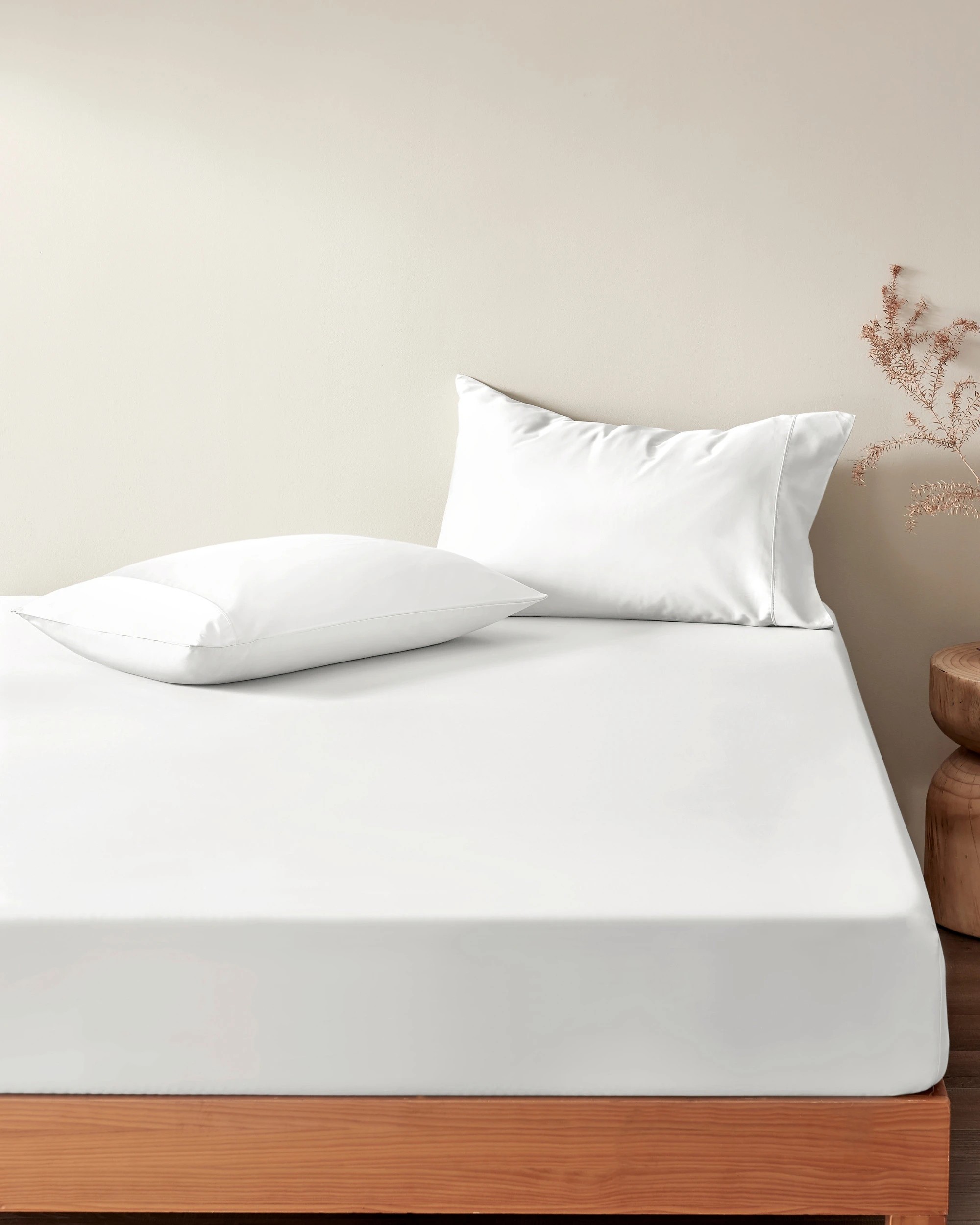 1 Serene 400TC Bamboo Cotton Sateen Fitted Sheet Set - Double Bed - White, 1 of 5